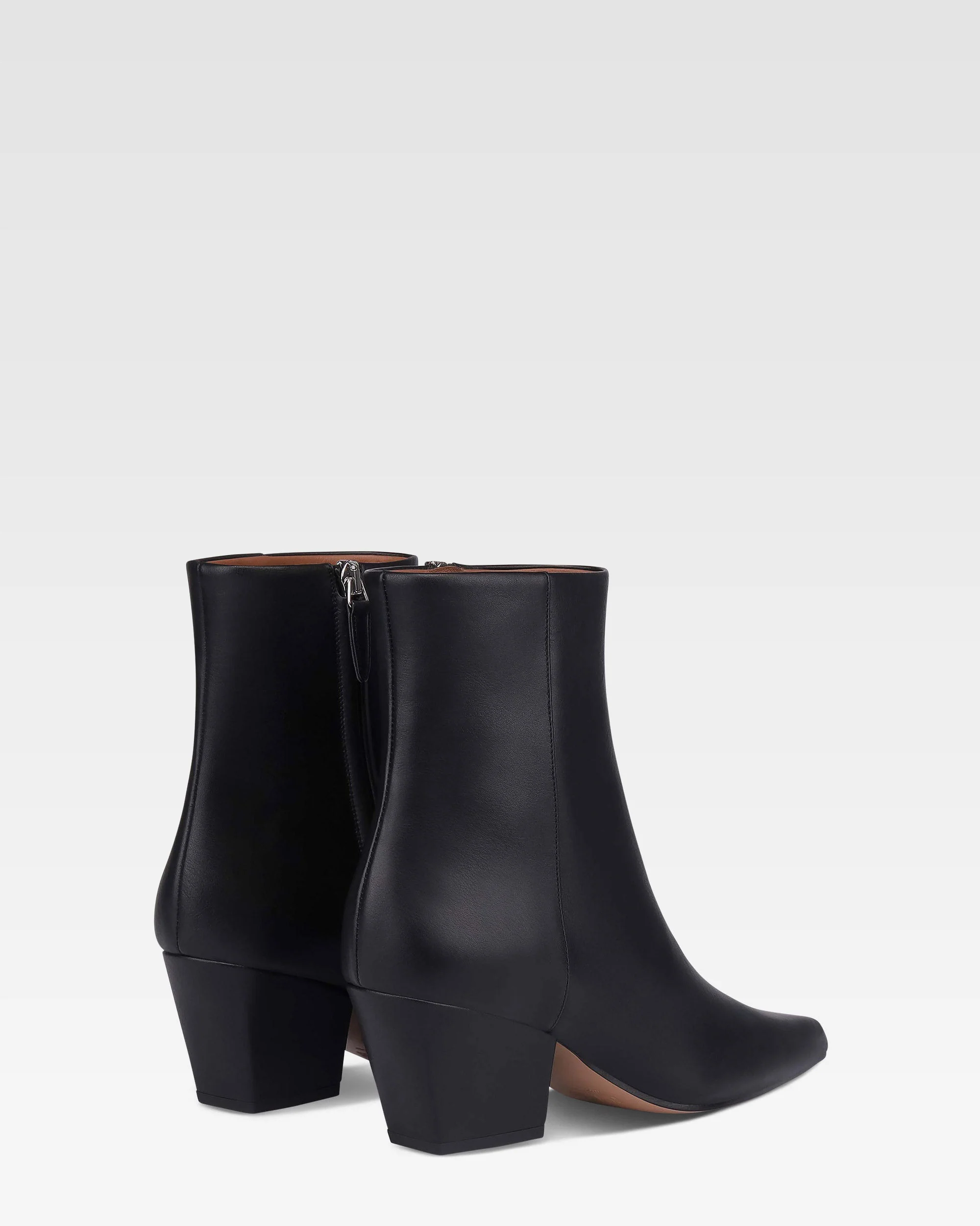 Ankle boots in black calf leather