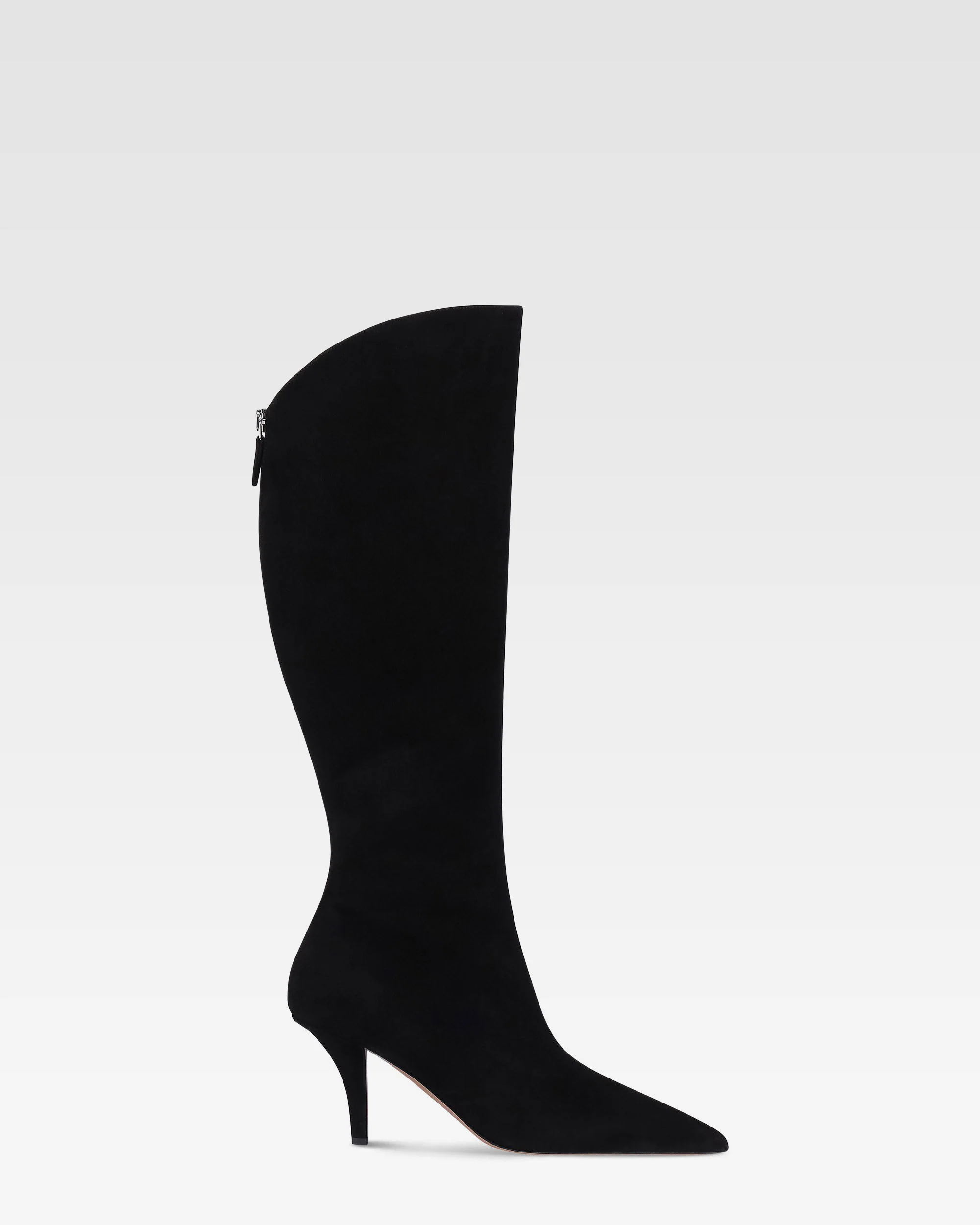 Boots in black suede leather