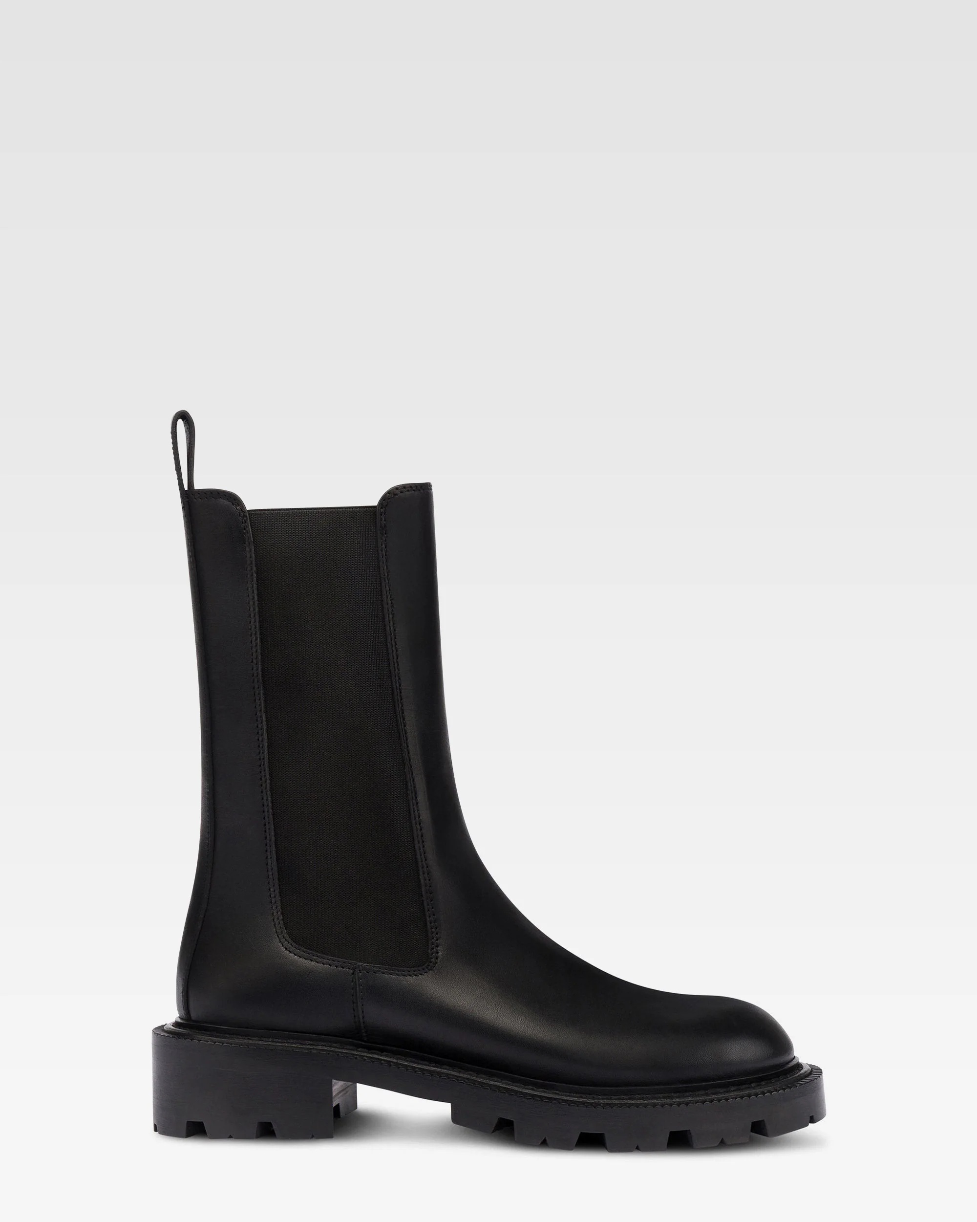 Ankle boots in black calf leather