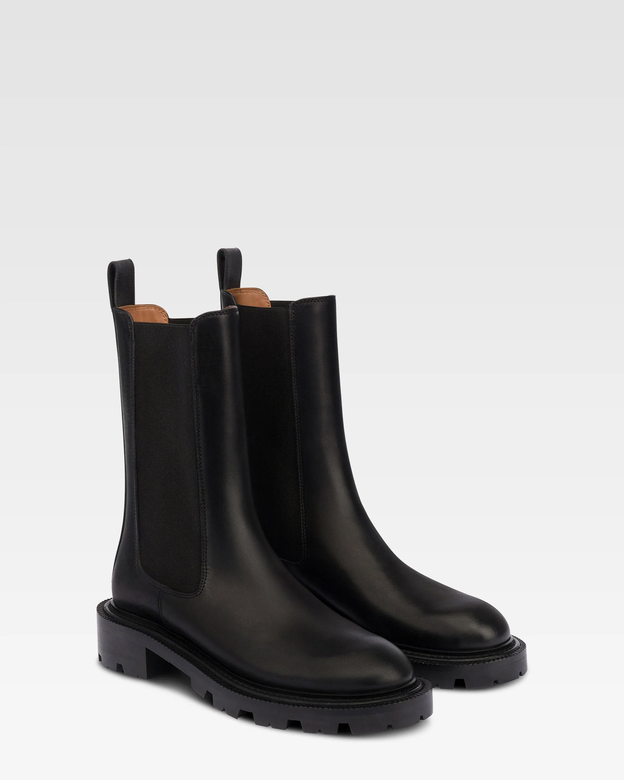 Ankle boots in black calf leather