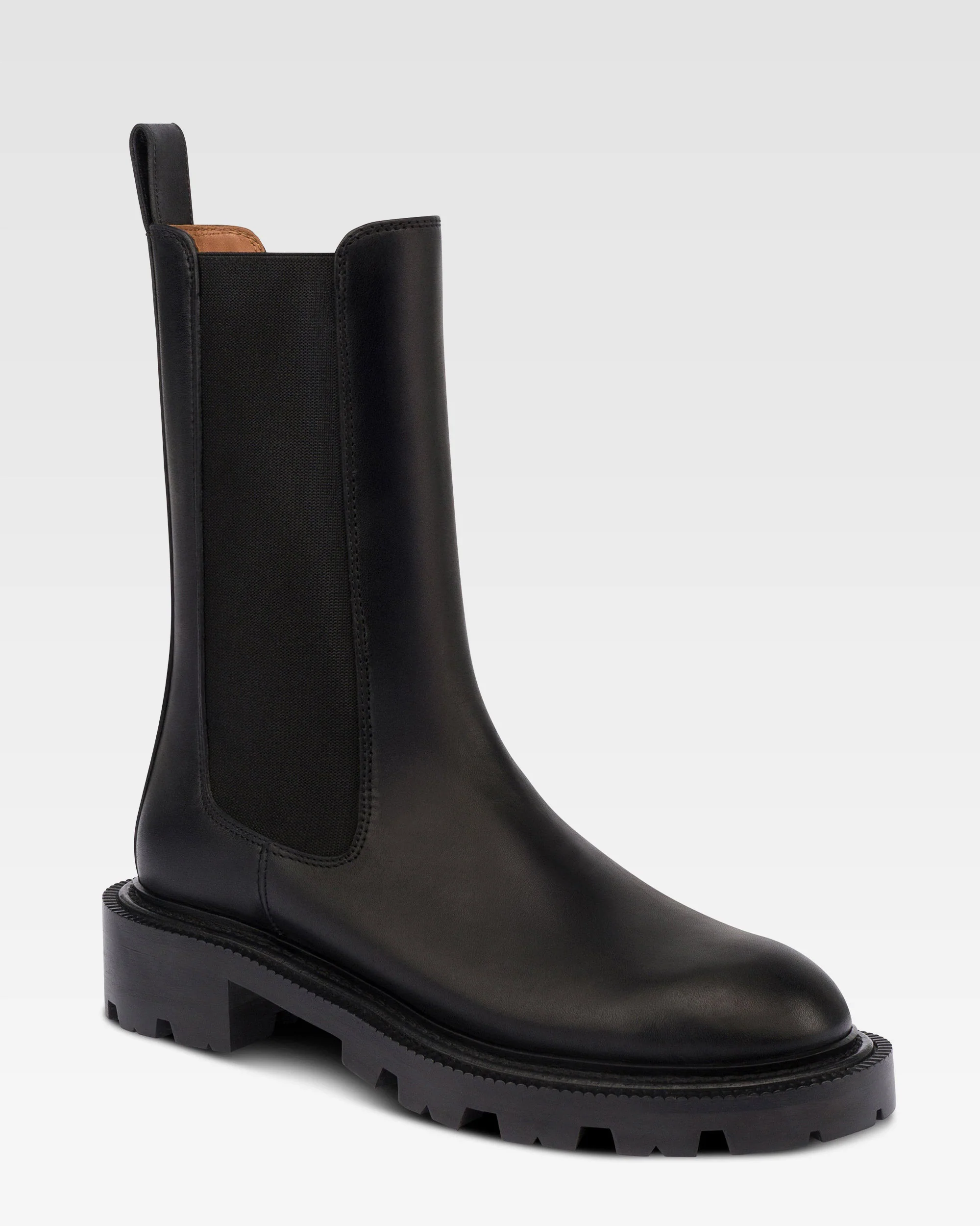 Ankle boots in black calf leather 5 Ankle boots in black calf leather