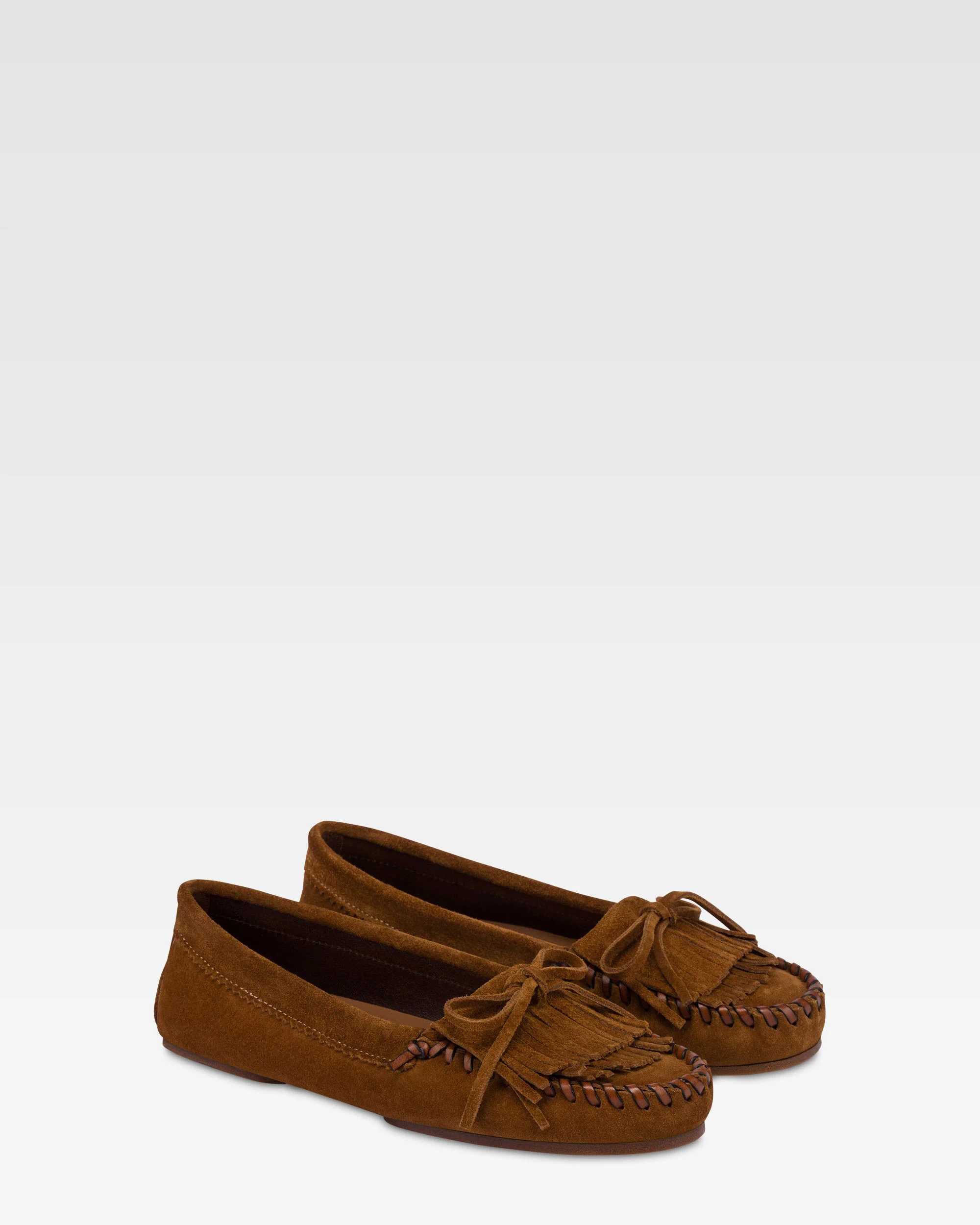 Loafers in cognac suede leather