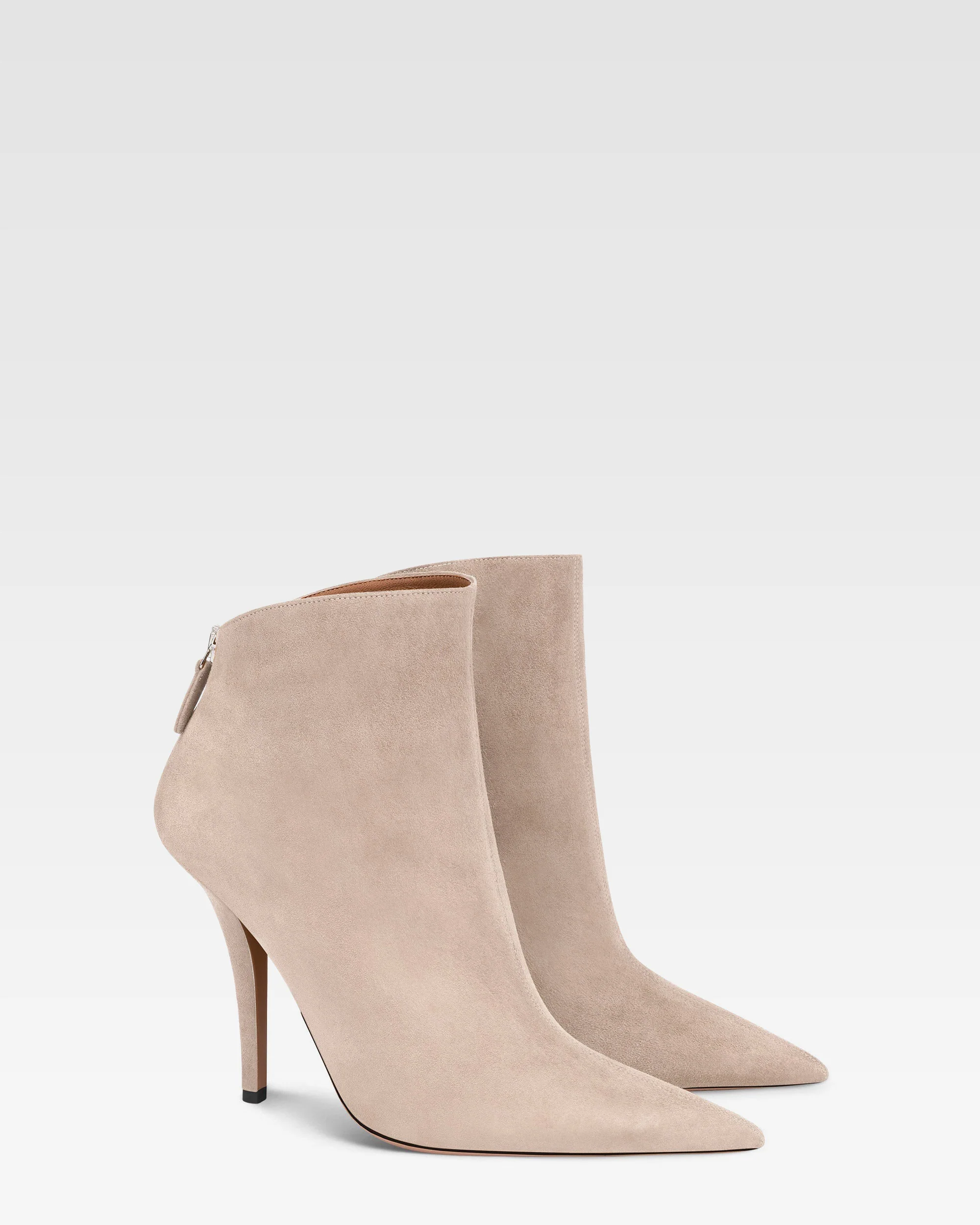 Ankle boots in grey suede leather
