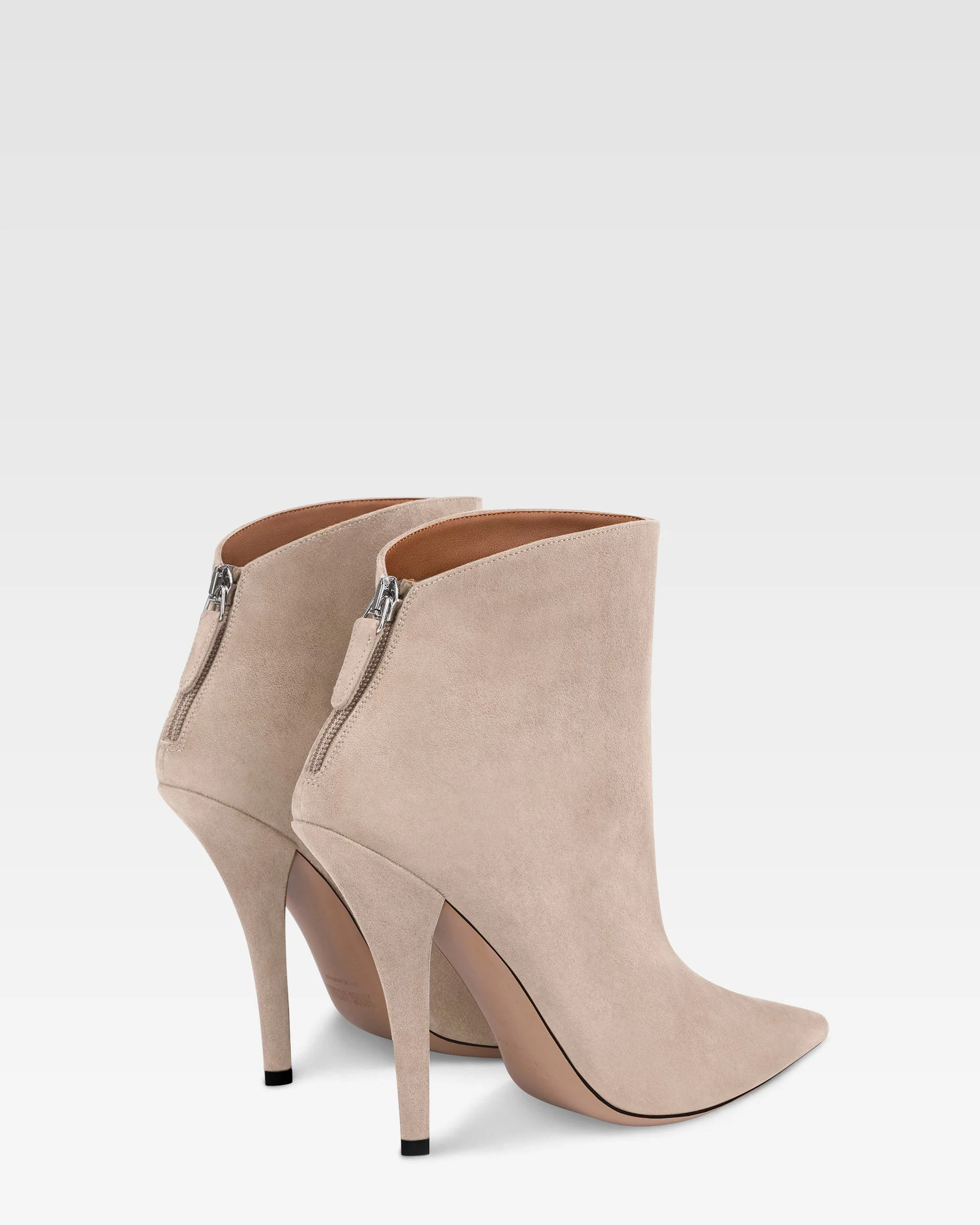 Ankle boots in grey suede leather