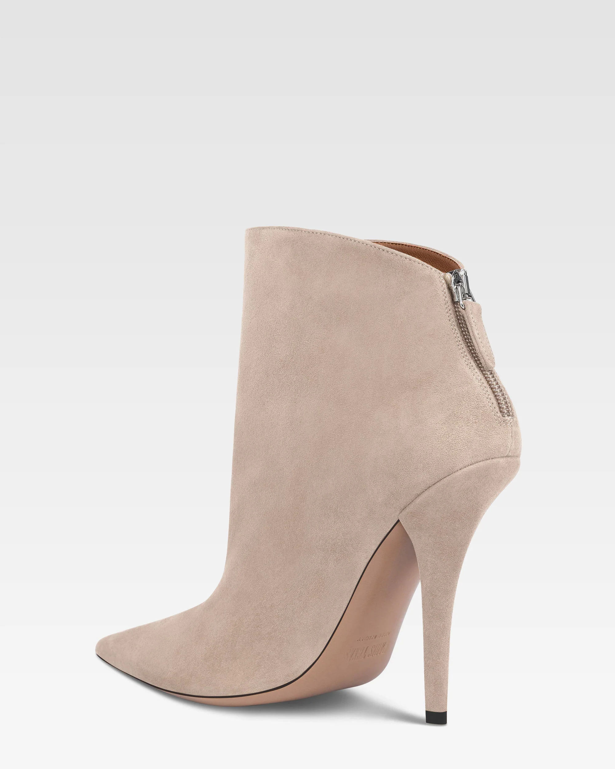 Ankle boots in grey suede leather