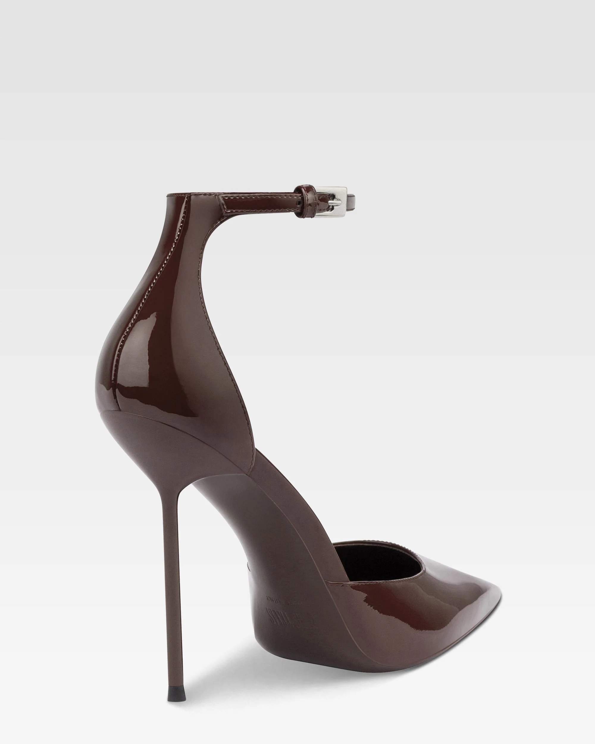 Ankle-strap pumps in ebony patent leather 5 Ankle-strap pumps in ebony patent leather