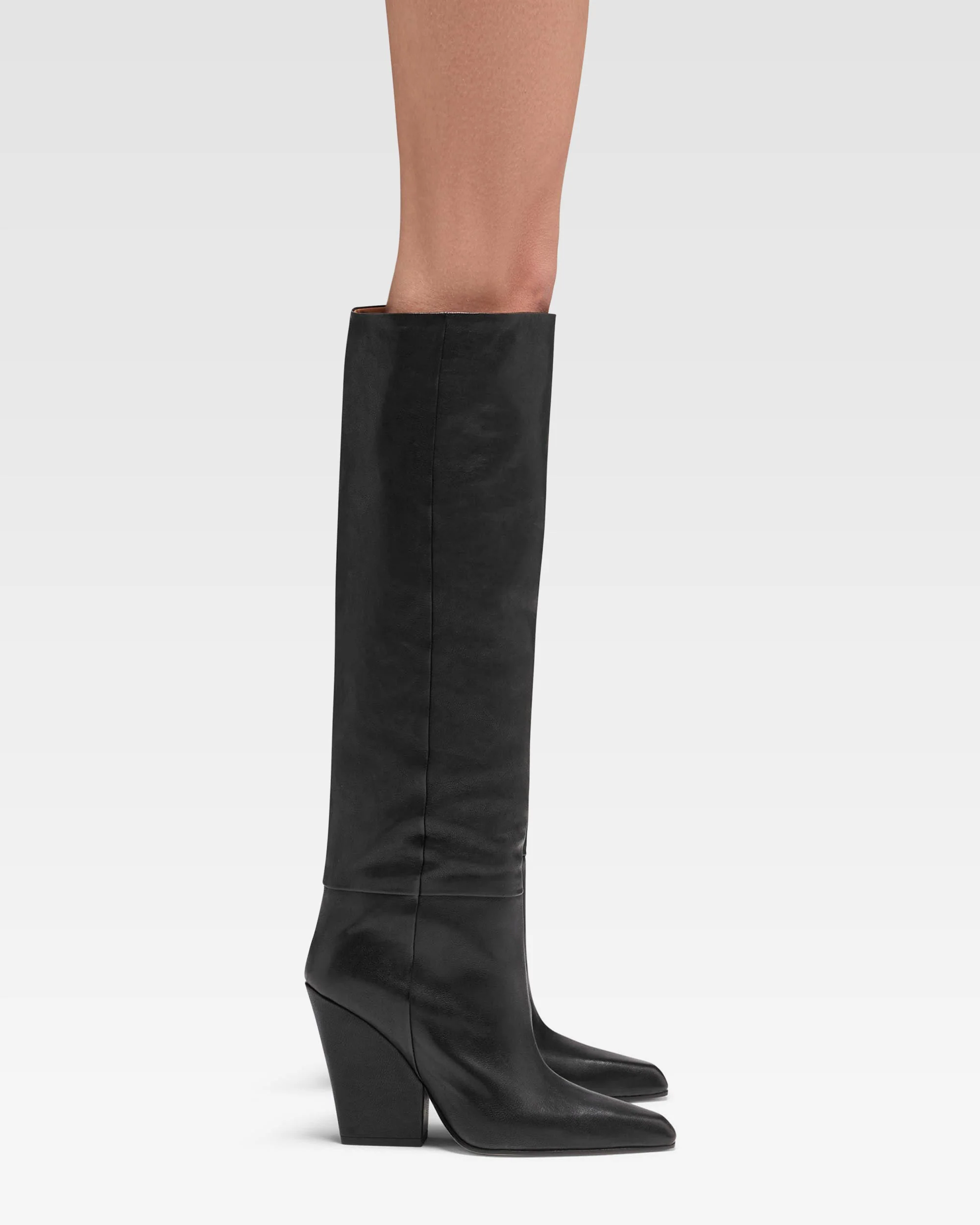 Black texture-effect leather boots 6 Black texture-effect leather boots