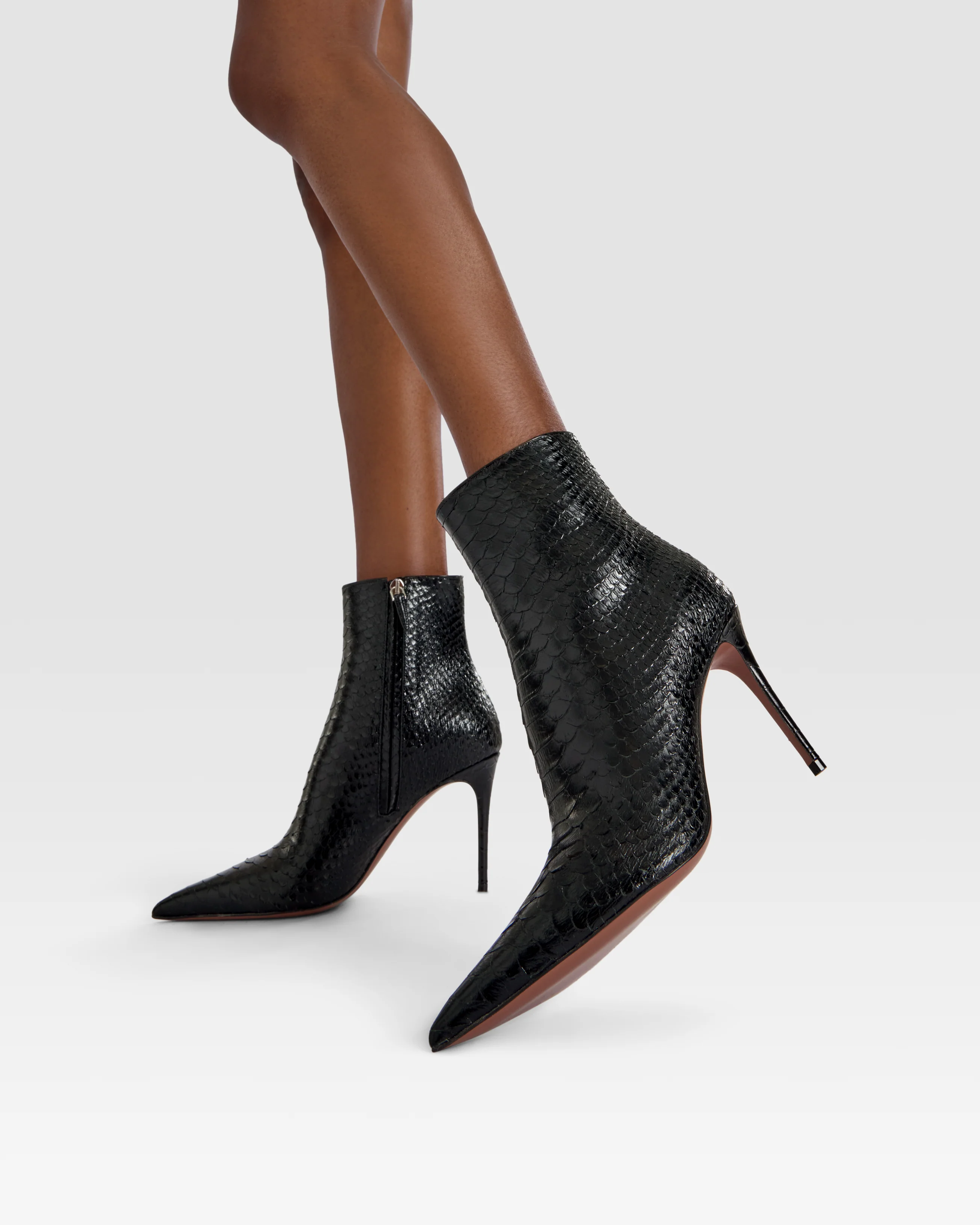 Ankle boots in black printed python leather 6 Ankle boots in black printed python leather