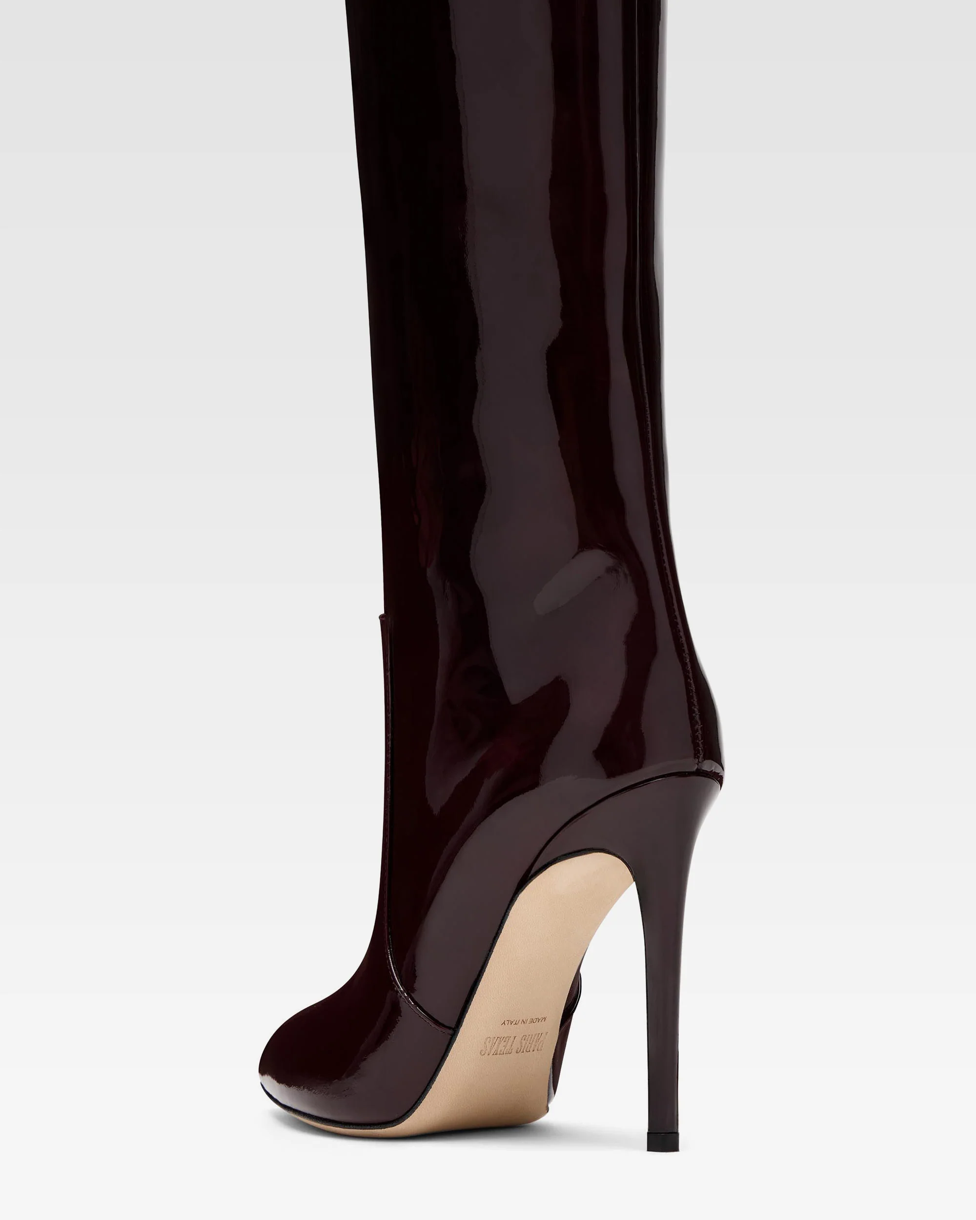 Boots in bordeaux patent 5 Boots in bordeaux patent