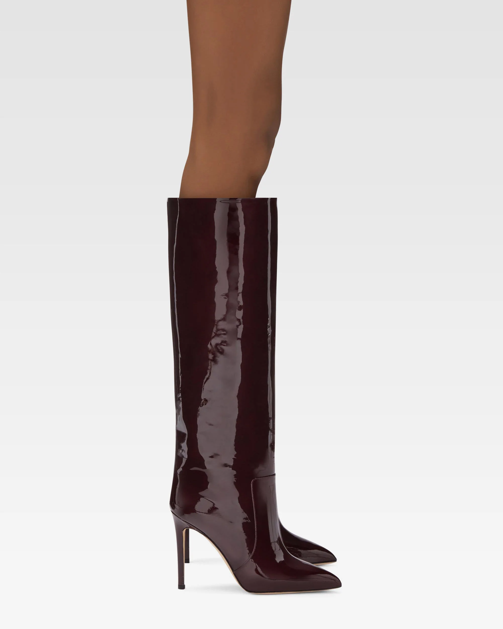 Boots in bordeaux patent 6 Boots in bordeaux patent