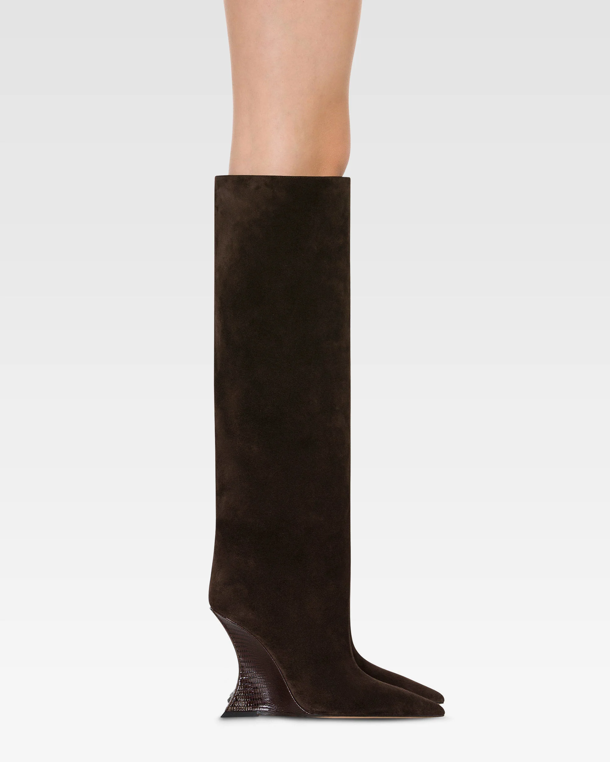 Boots in chocolate calf suede leather with lizard print leather heel