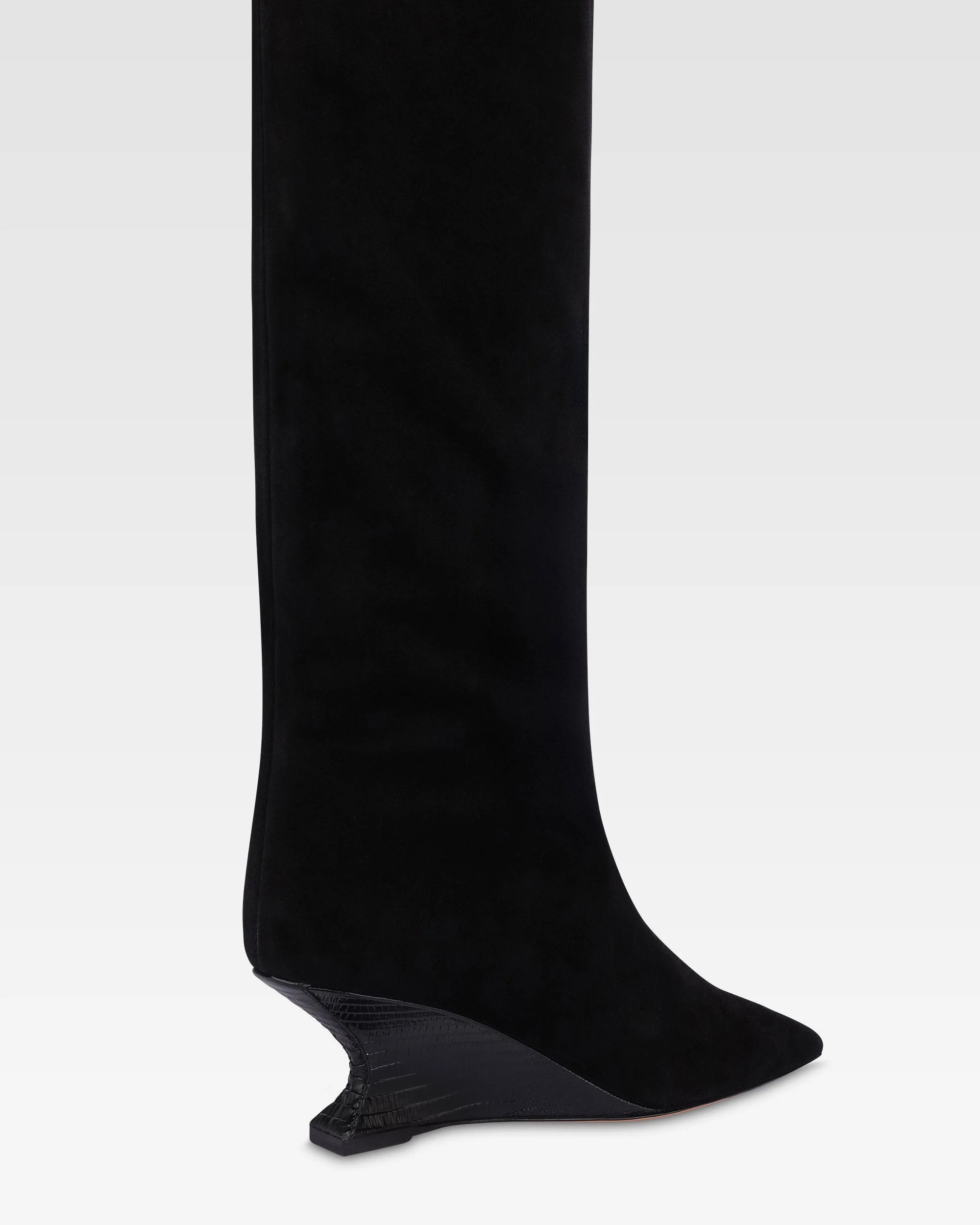 Boots in black calf suede leather with lizard print leather heel