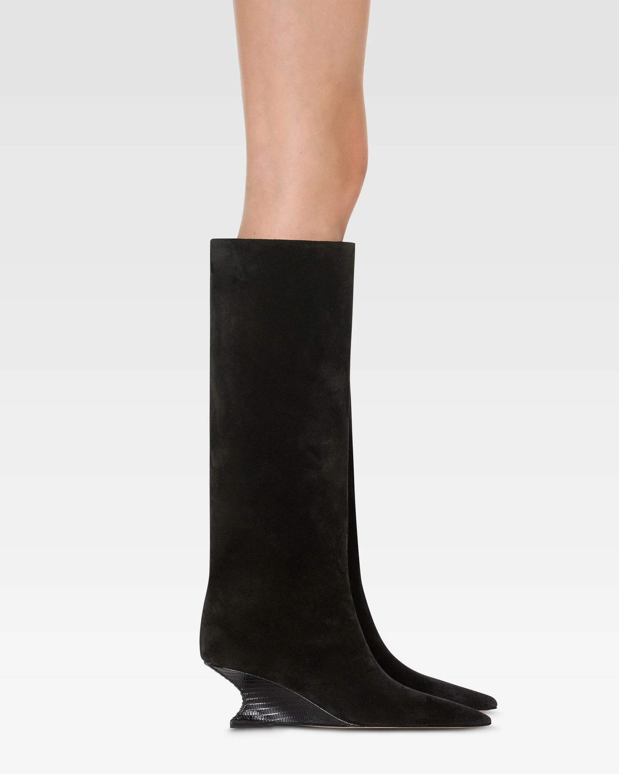 Boots in black calf suede leather with lizard print leather heel
