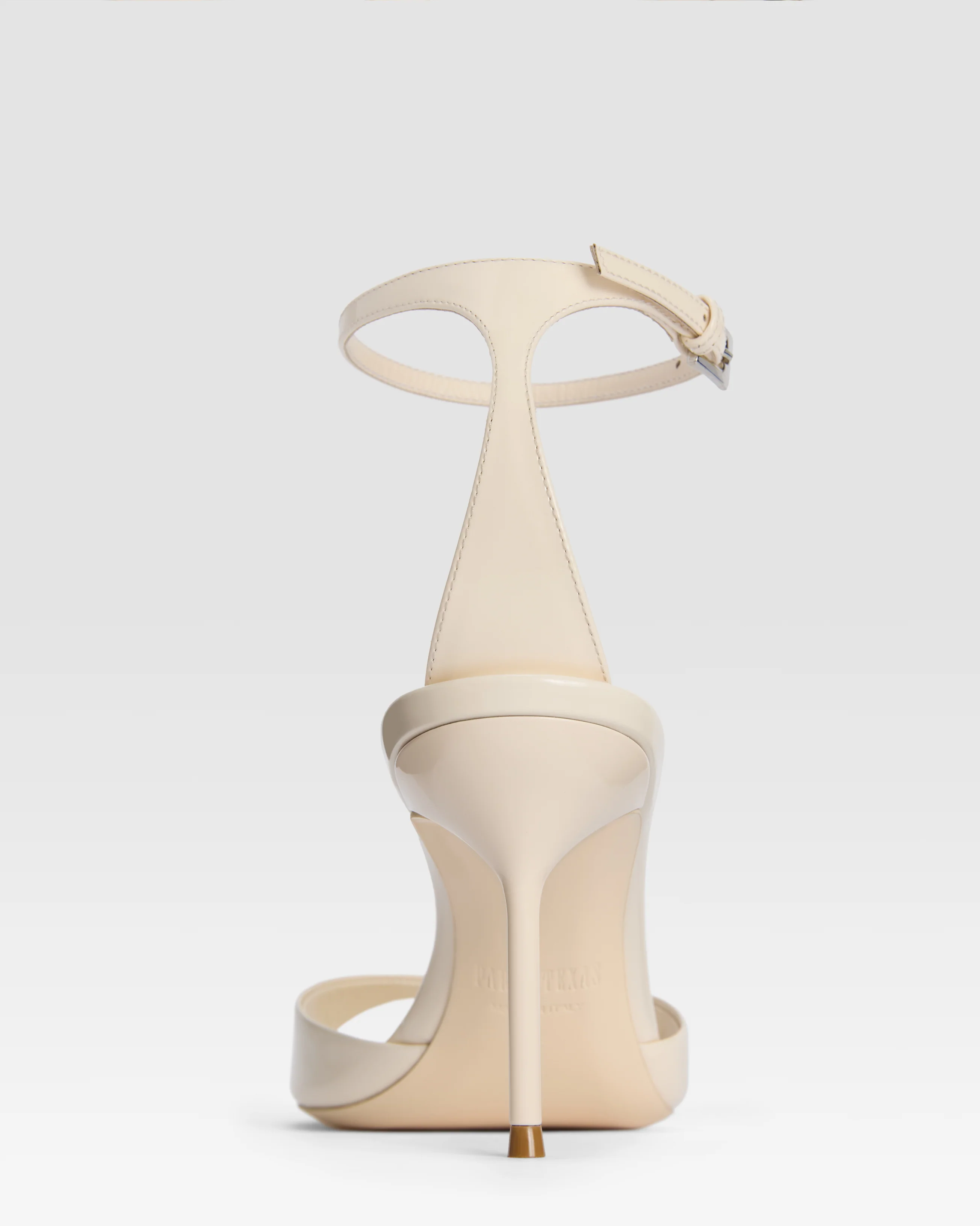 Ankle-strap sandals in ivory patent leather 4 Ankle-strap sandals in ivory patent leather