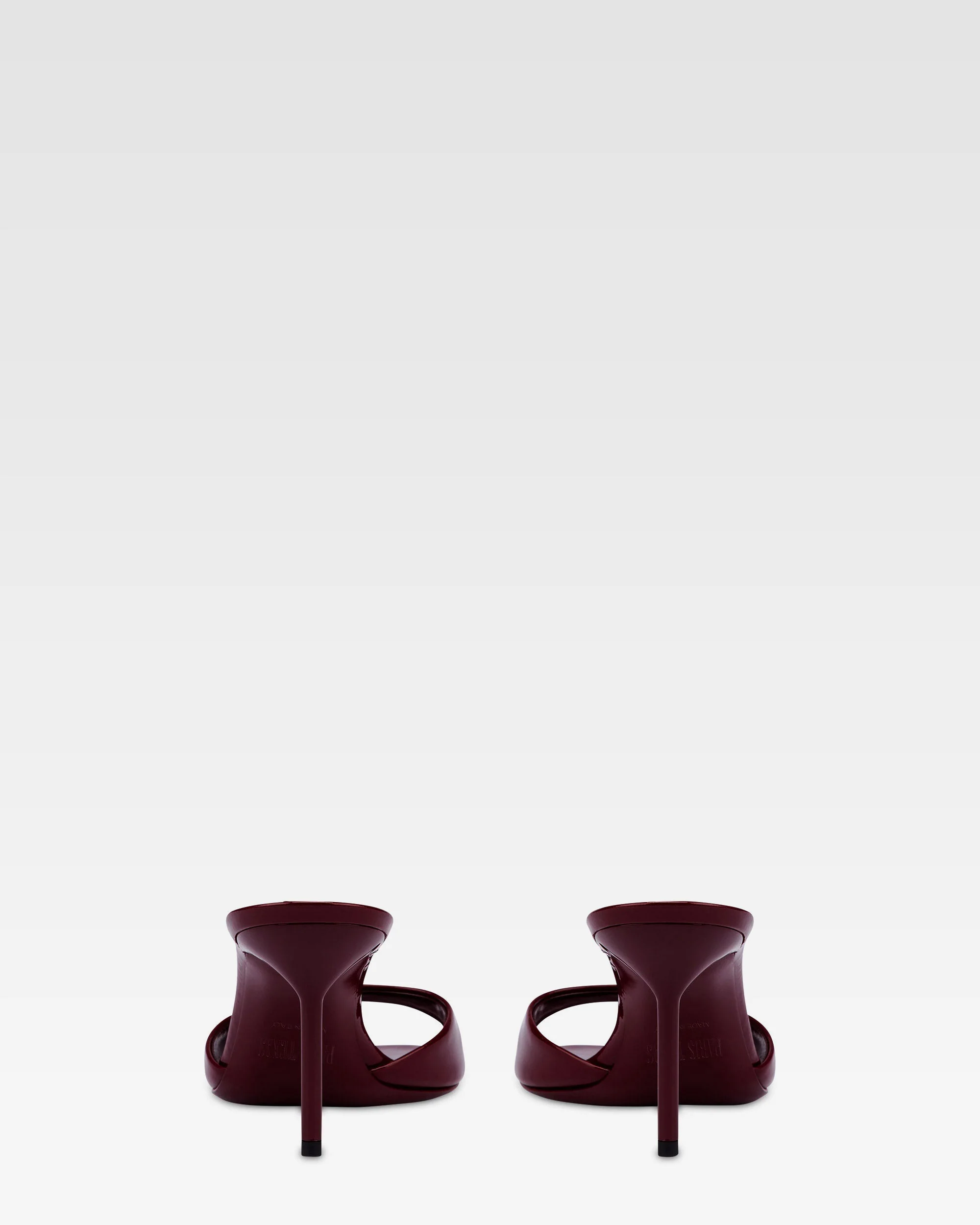 Almond-toe mules in patent rouge noir leather 4 Almond-toe mules in patent rouge noir leather