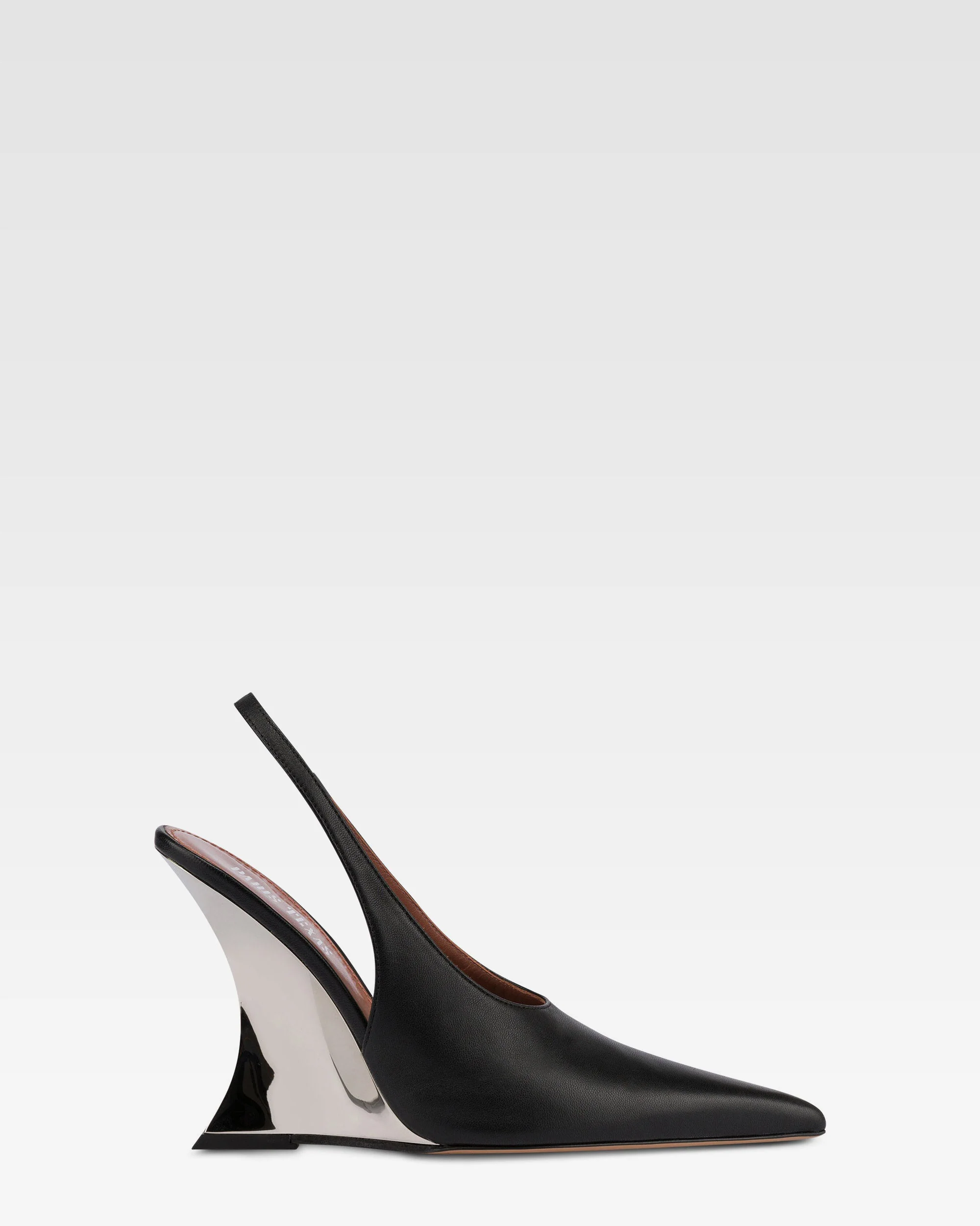 Slingbacks in black and silver leather