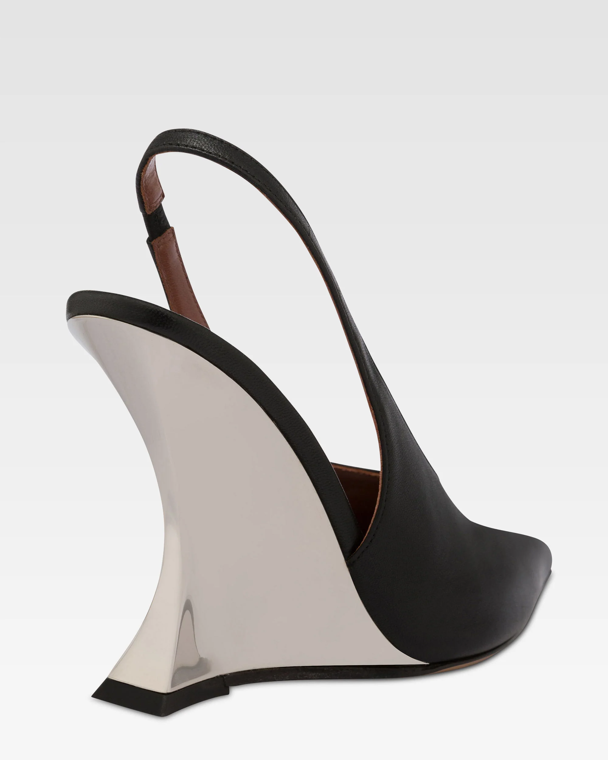 Slingbacks in black and silver leather 5 Slingbacks in black and silver leather
