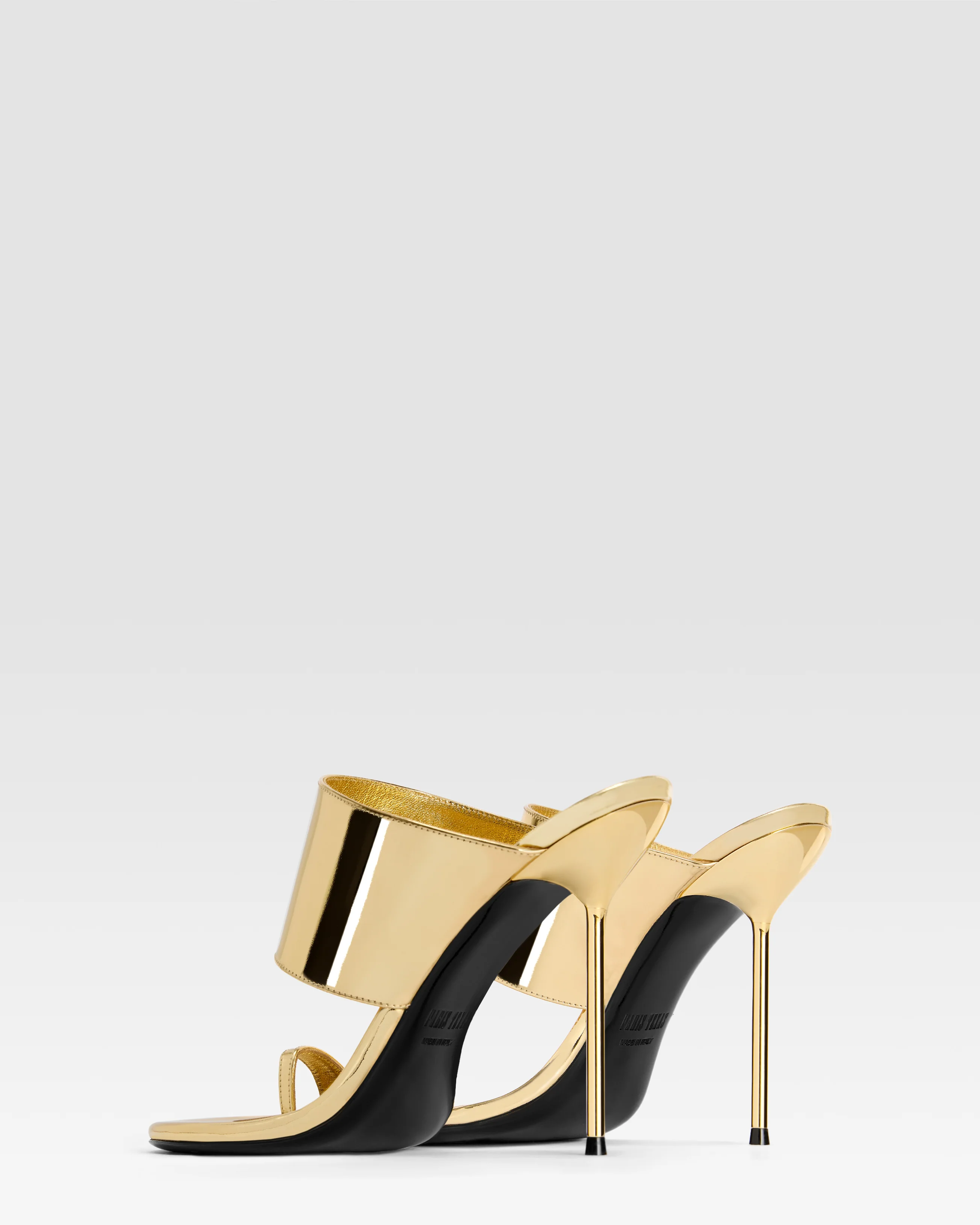 Thong-ring mules in gold, mirror-effect leather 3 Thong-ring mules in gold, mirror-effect leather
