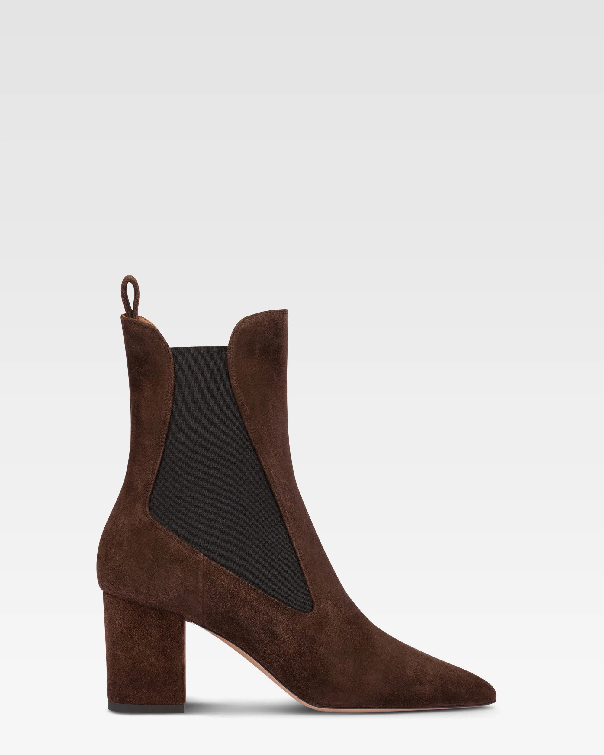 Pointed ankle boots in soft pepper suede leather