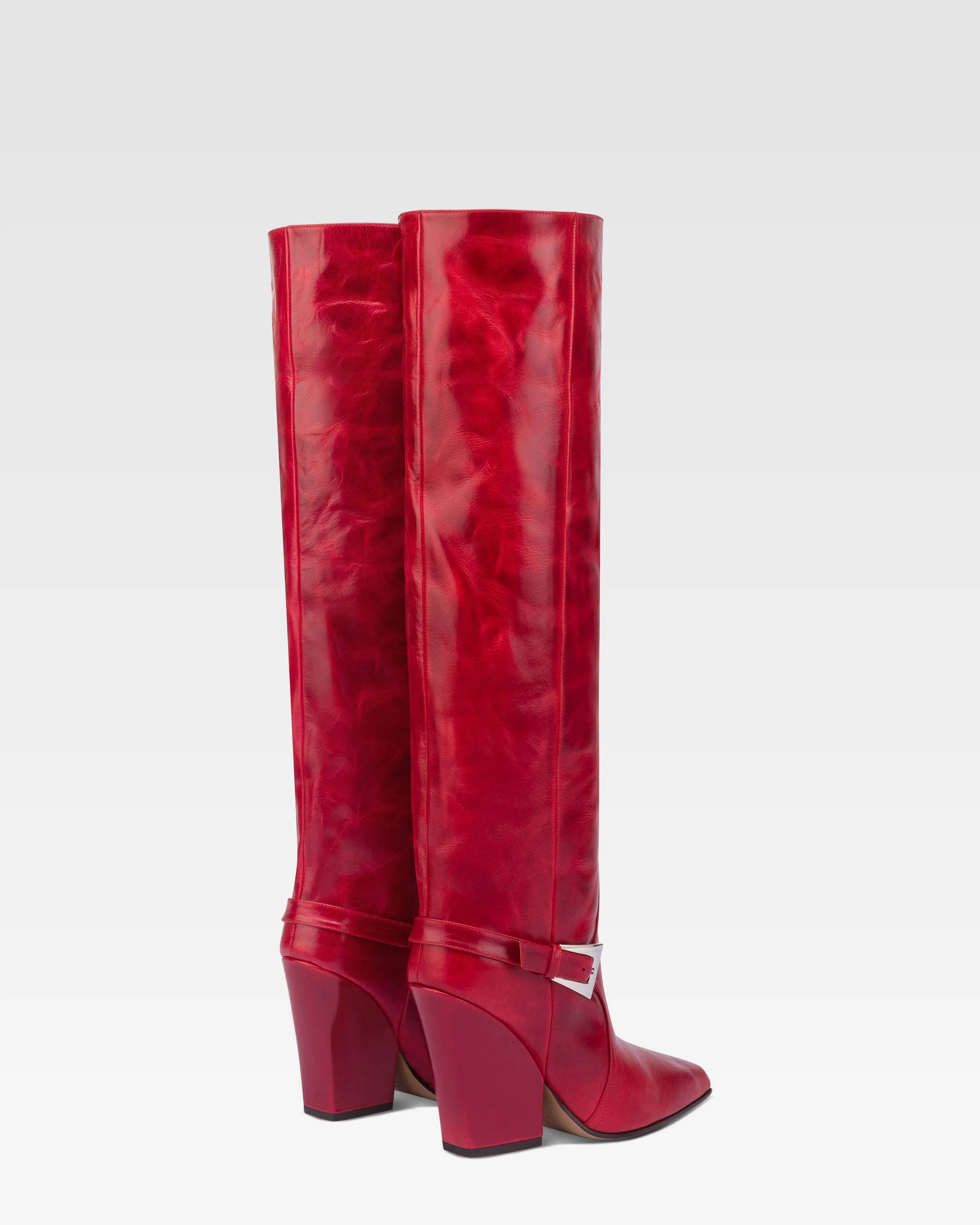 Tall, knee-high boots in shiny fiesta vintage leather 3 Tall, knee-high boots in shiny fiesta vintage leather