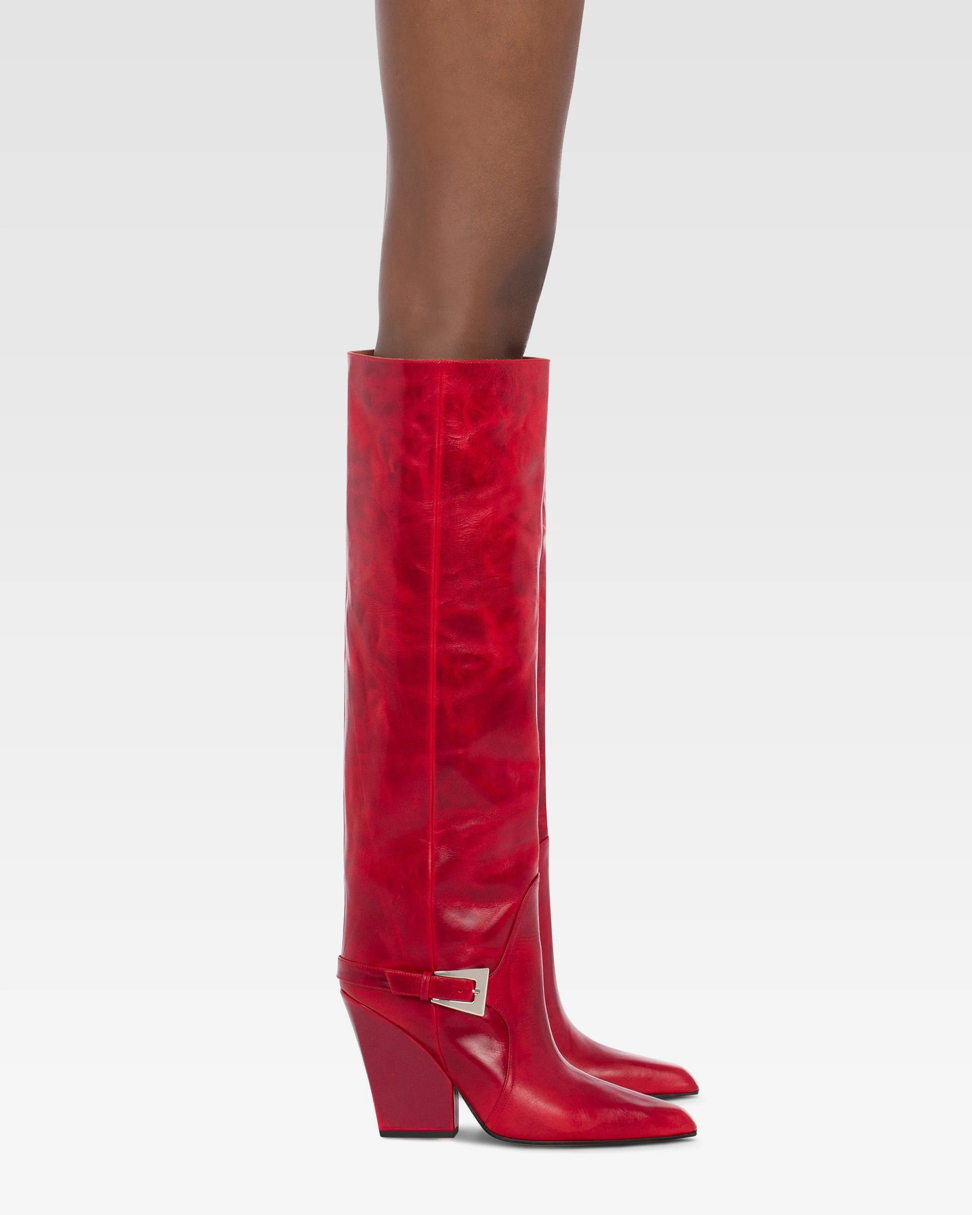 Tall, knee-high boots in shiny fiesta vintage leather 6 Tall, knee-high boots in shiny fiesta vintage leather