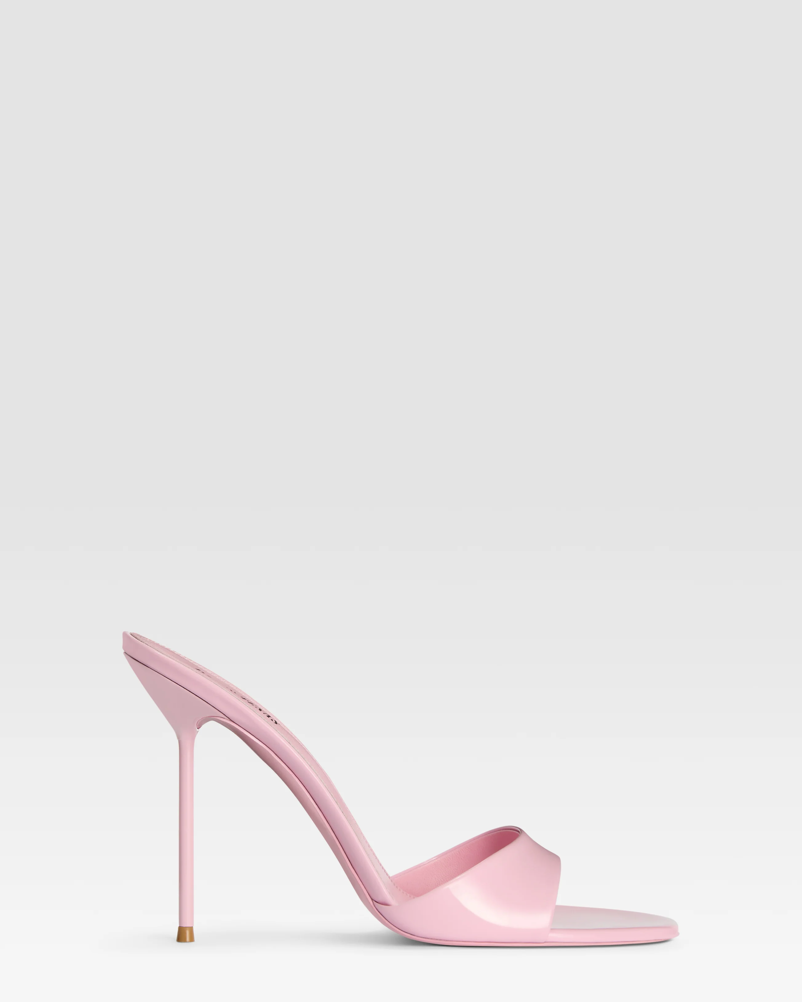 Mules in petal pink patent leather