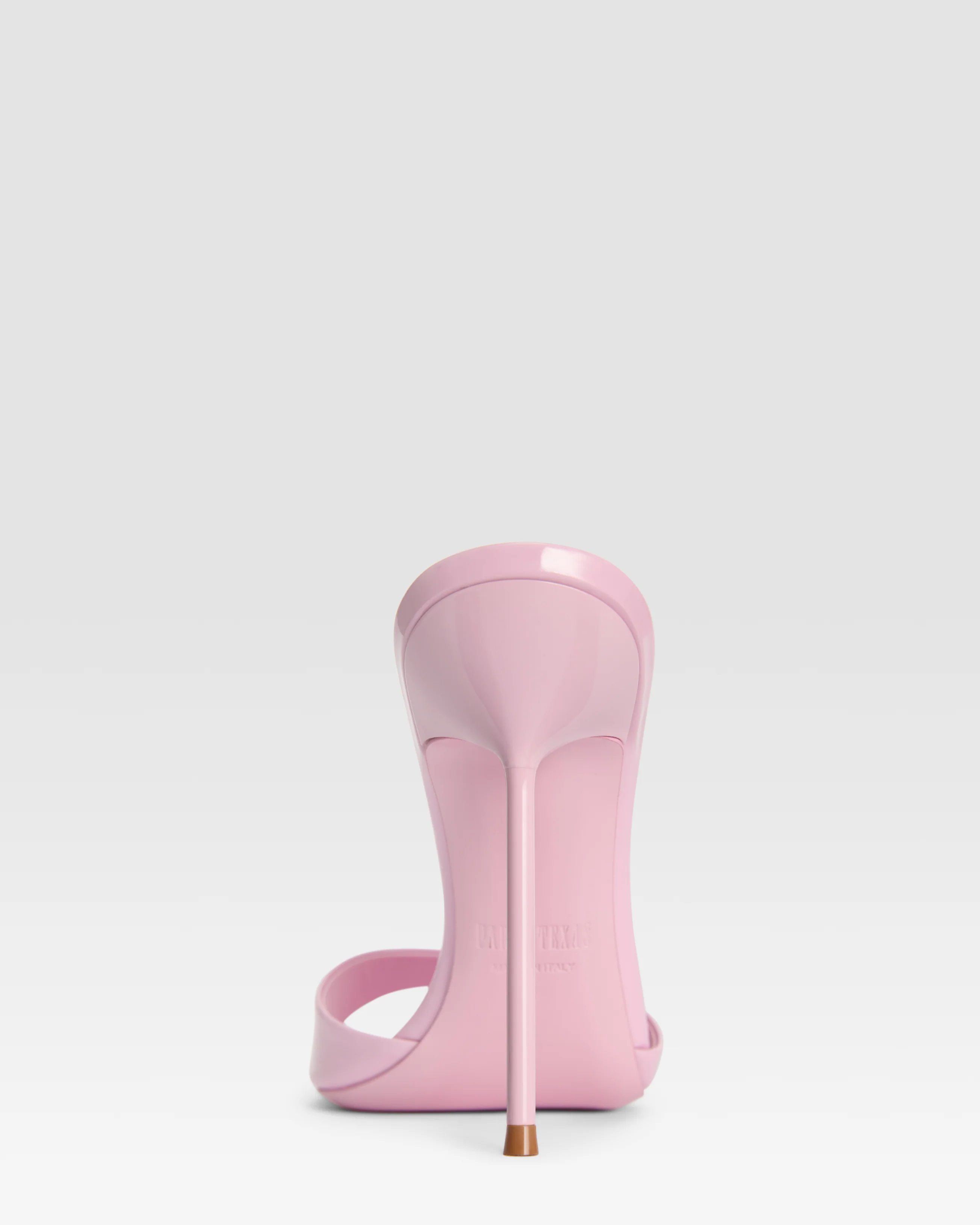 Mules in petal pink patent leather