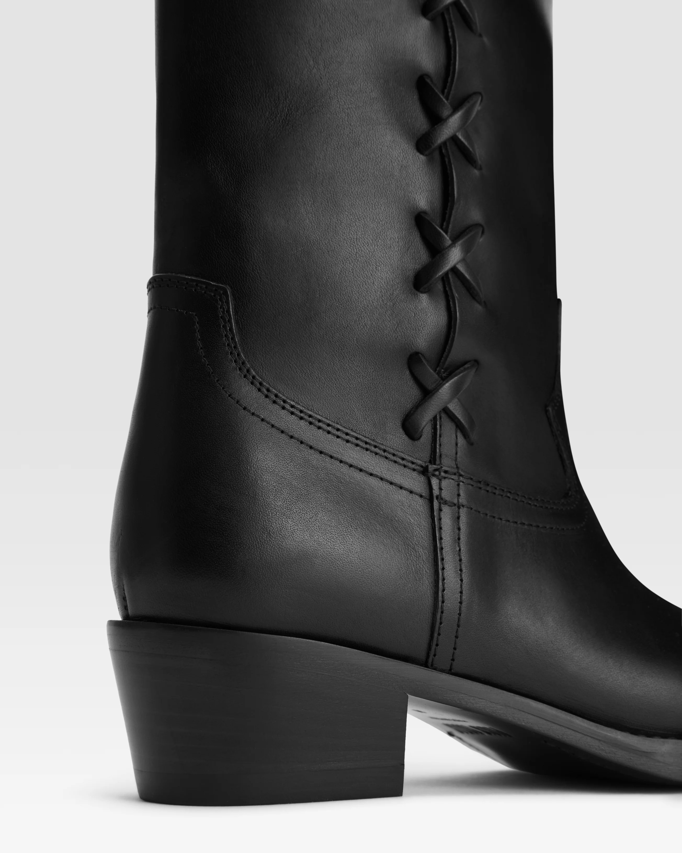 Boots in black calf leather 5 Boots in black calf leather