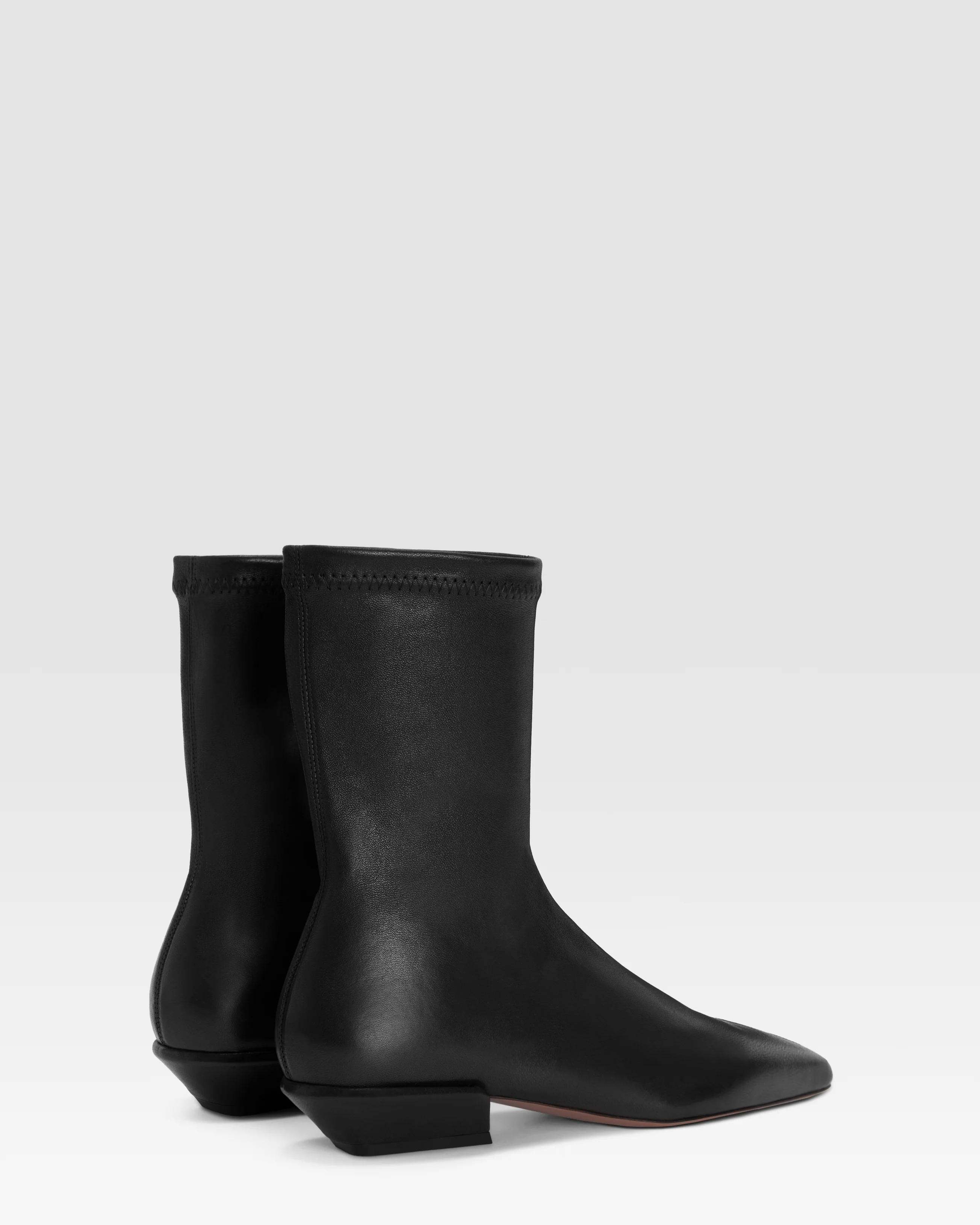 Ankle boots in black stretch leather 3 Ankle boots in black stretch leather