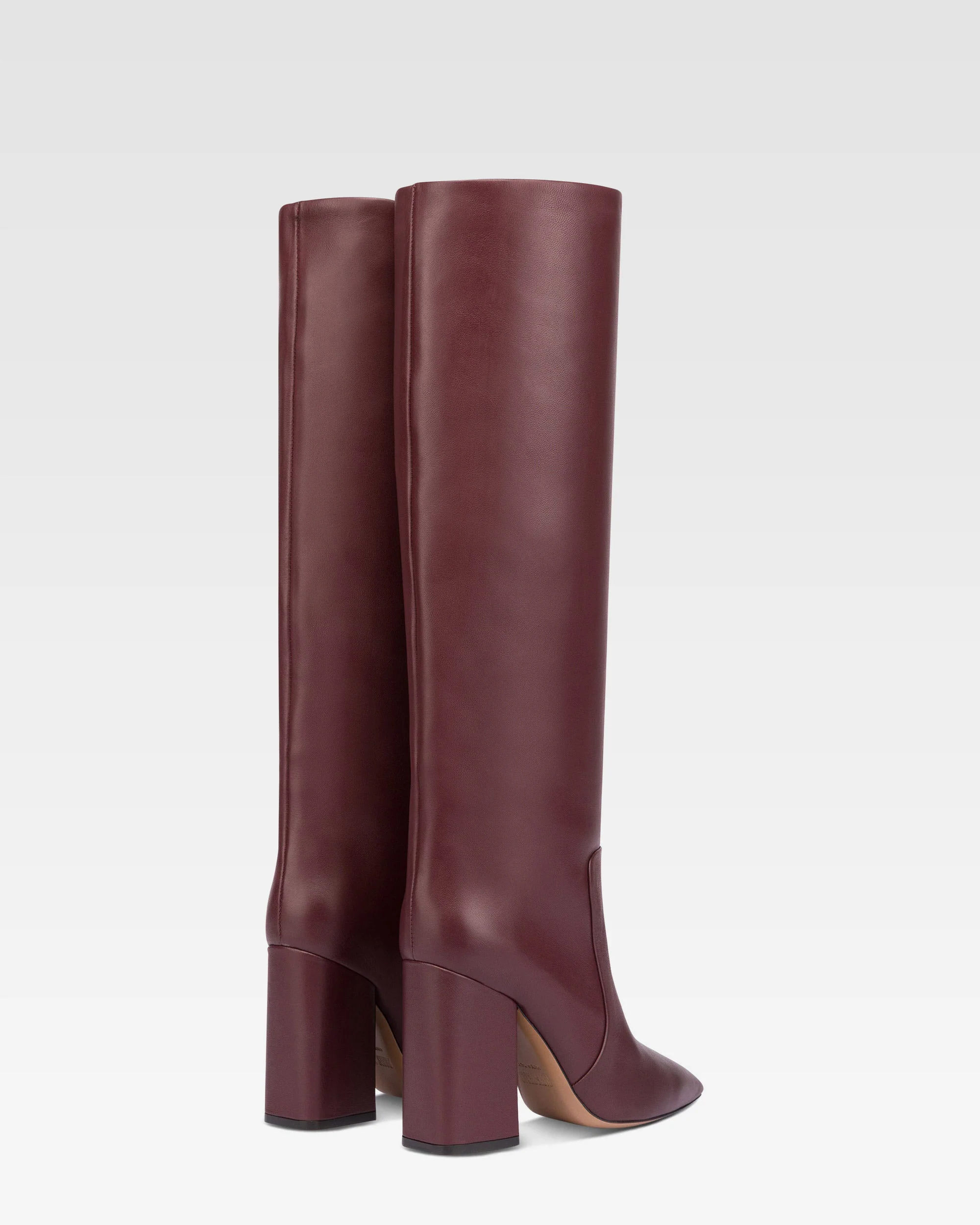 Knee-high boots in smooth burgundy leather 3 Knee-high boots in smooth burgundy leather