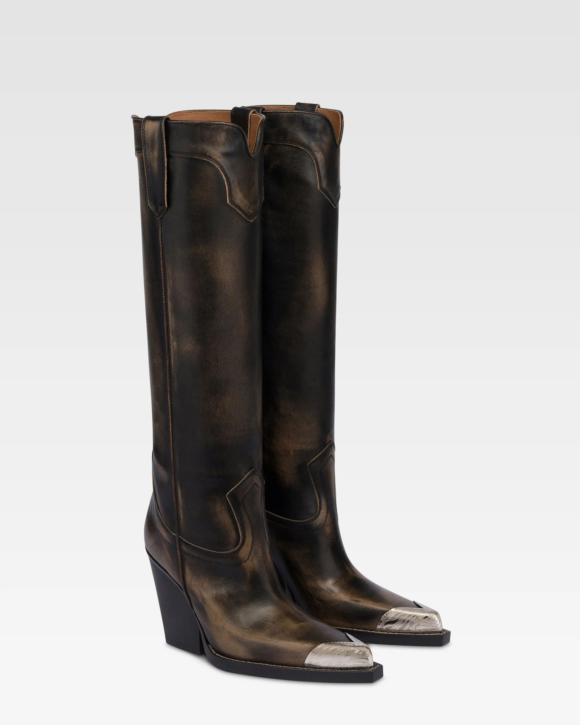 Texan-style boots in black brushed leather.
