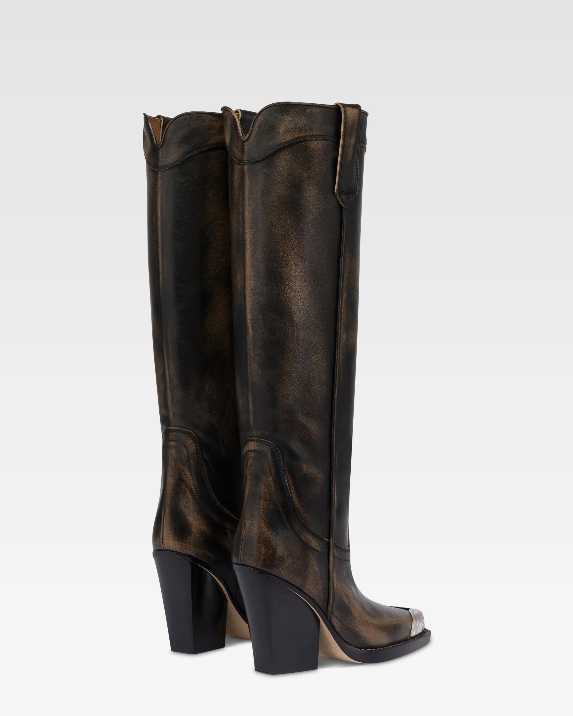 Texan-style boots in black brushed leather.