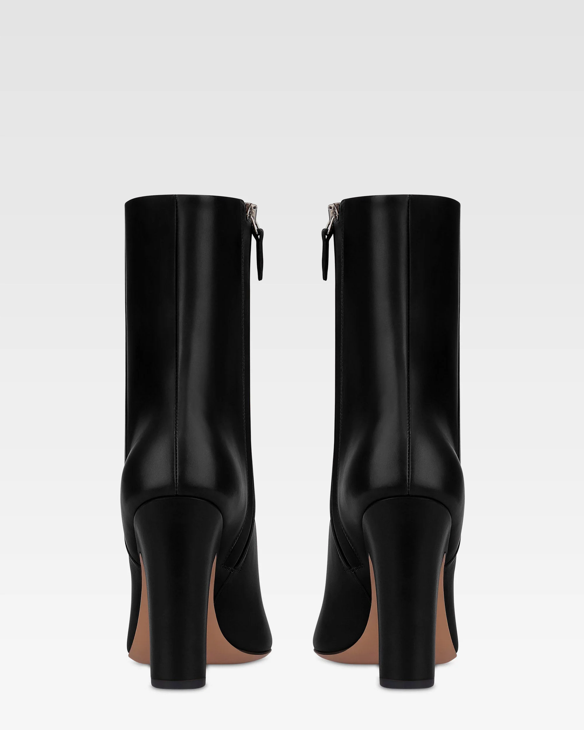 Ankle boots in black calf leather