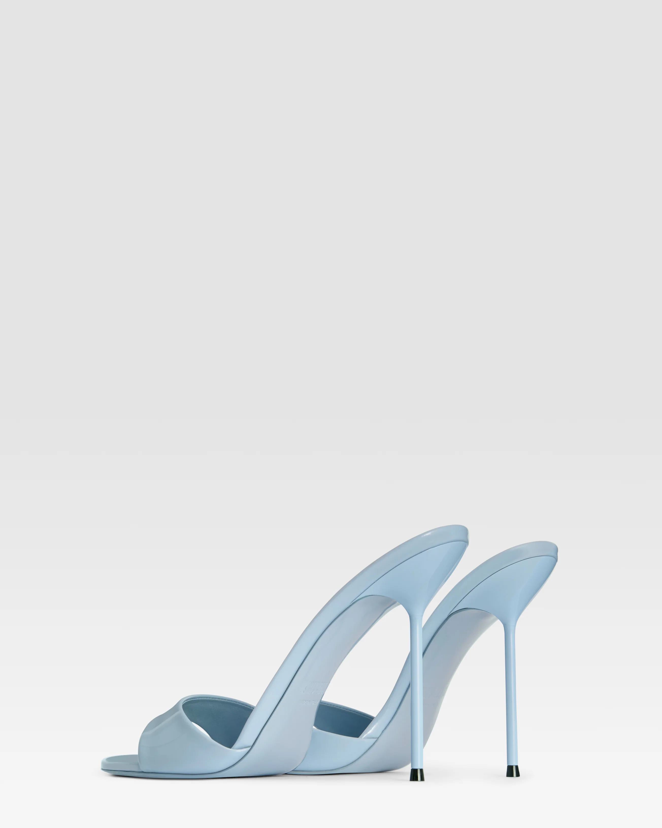 Mules in denim-colored patent leather 3 Mules in denim-colored patent leather