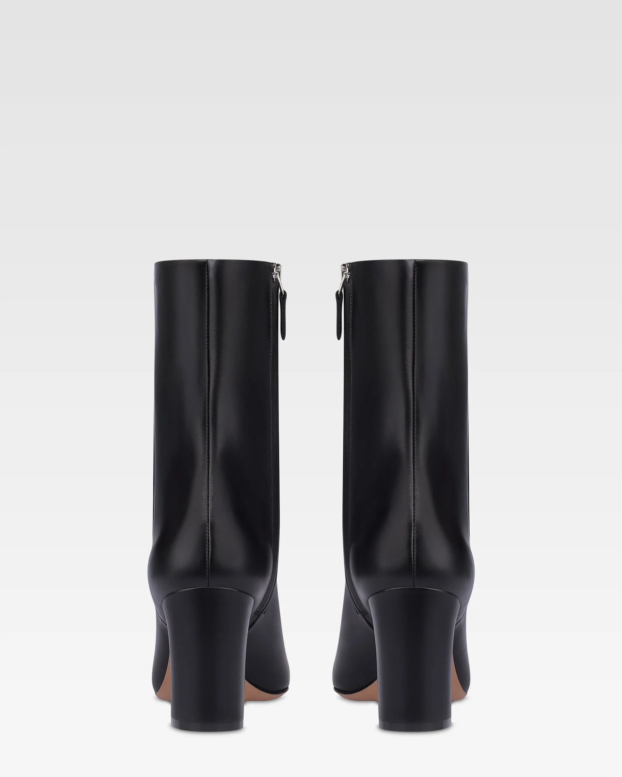 Ankle boots in black calf leather