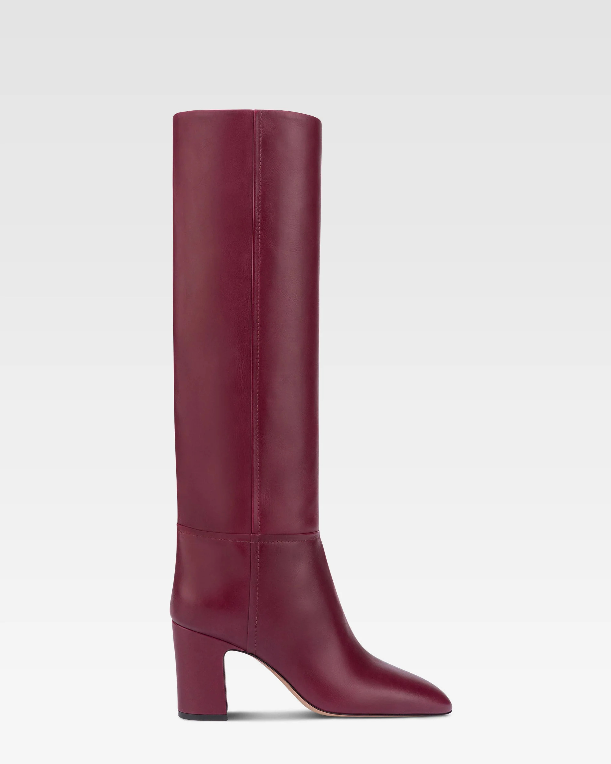 Boots in rouge noir calf leather