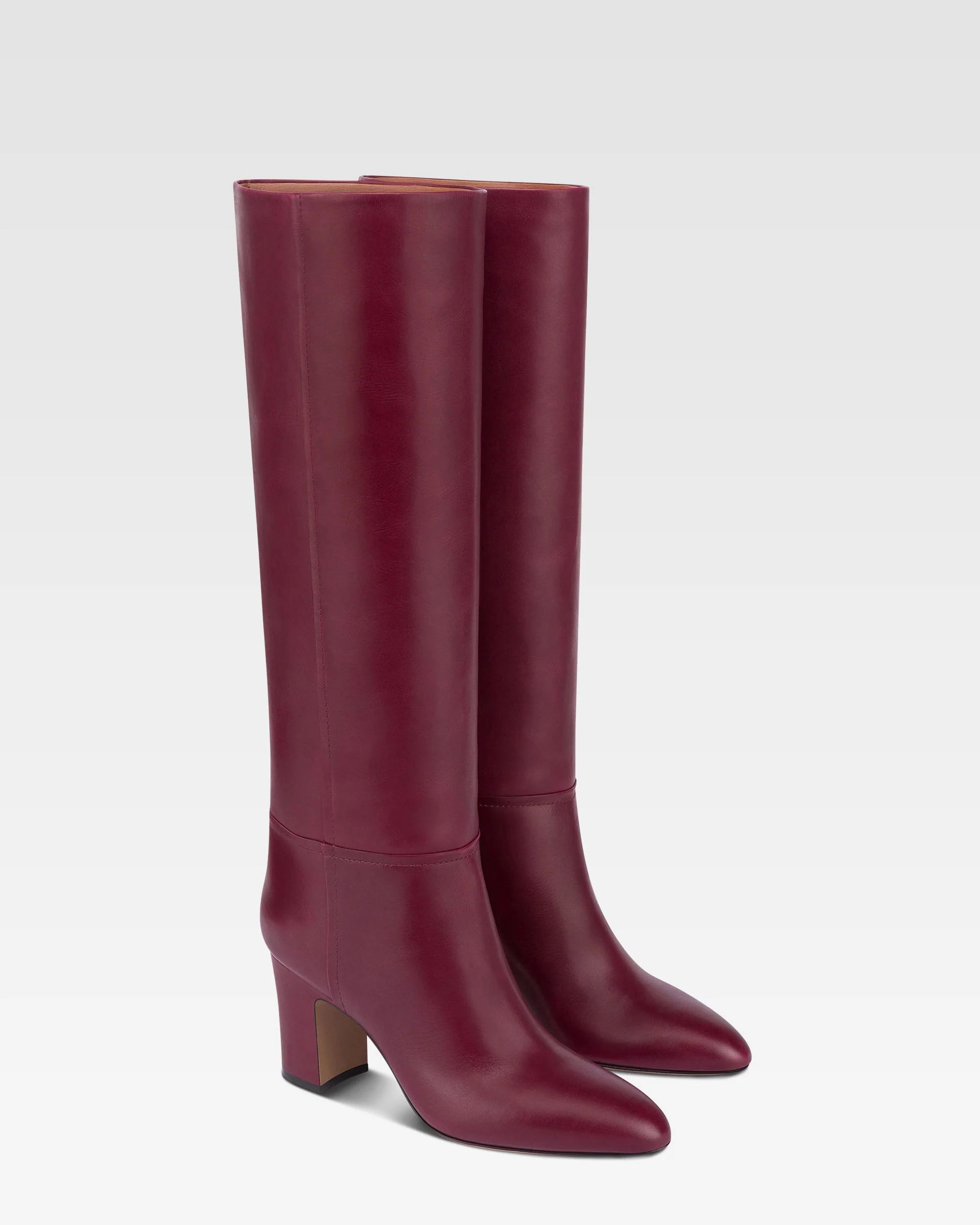 Boots in rouge noir calf leather