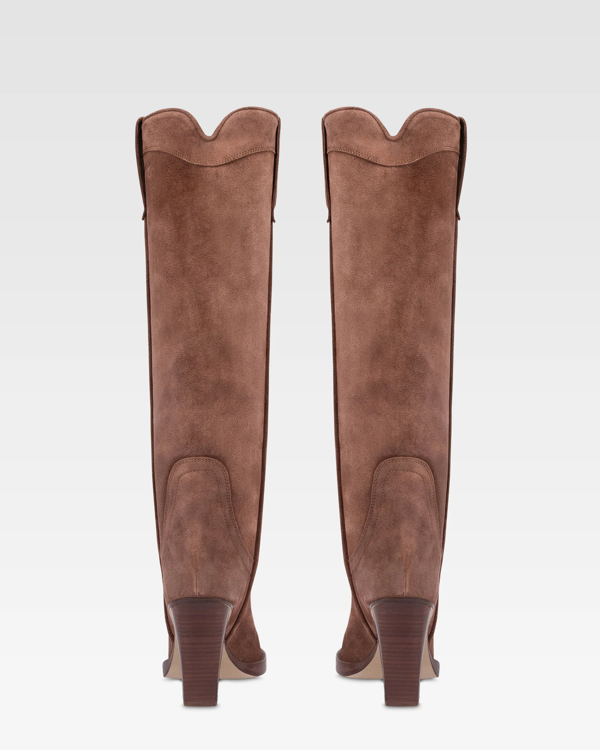 Texan boots in dark brown calf suede leather 4 Texan boots in dark brown calf suede leather