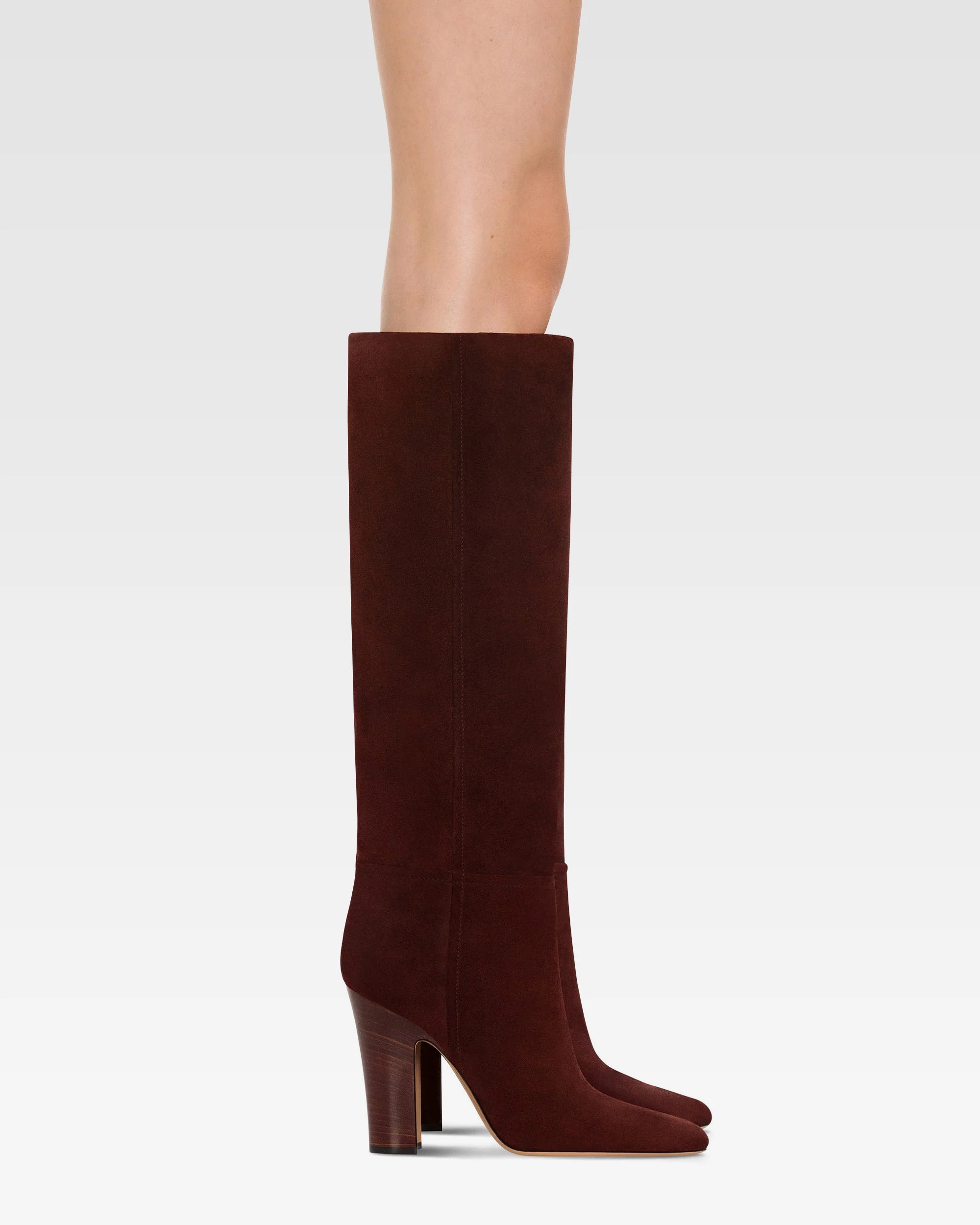 Boots in mahogany calf suede leather 6 Boots in mahogany calf suede leather