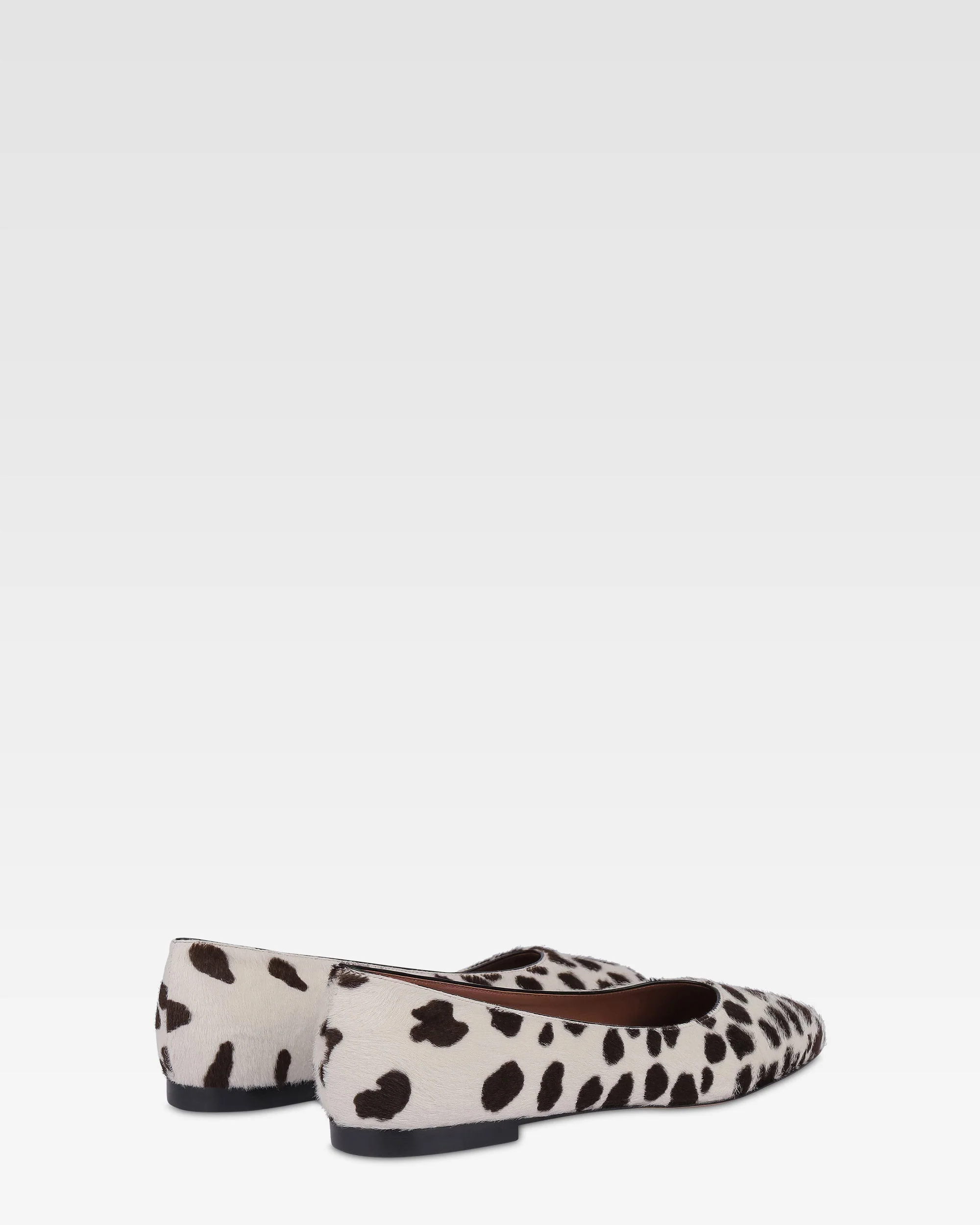 Ballet flats in white and dark brown printed cowhide 3 Ballet flats in white and dark brown printed cowhide