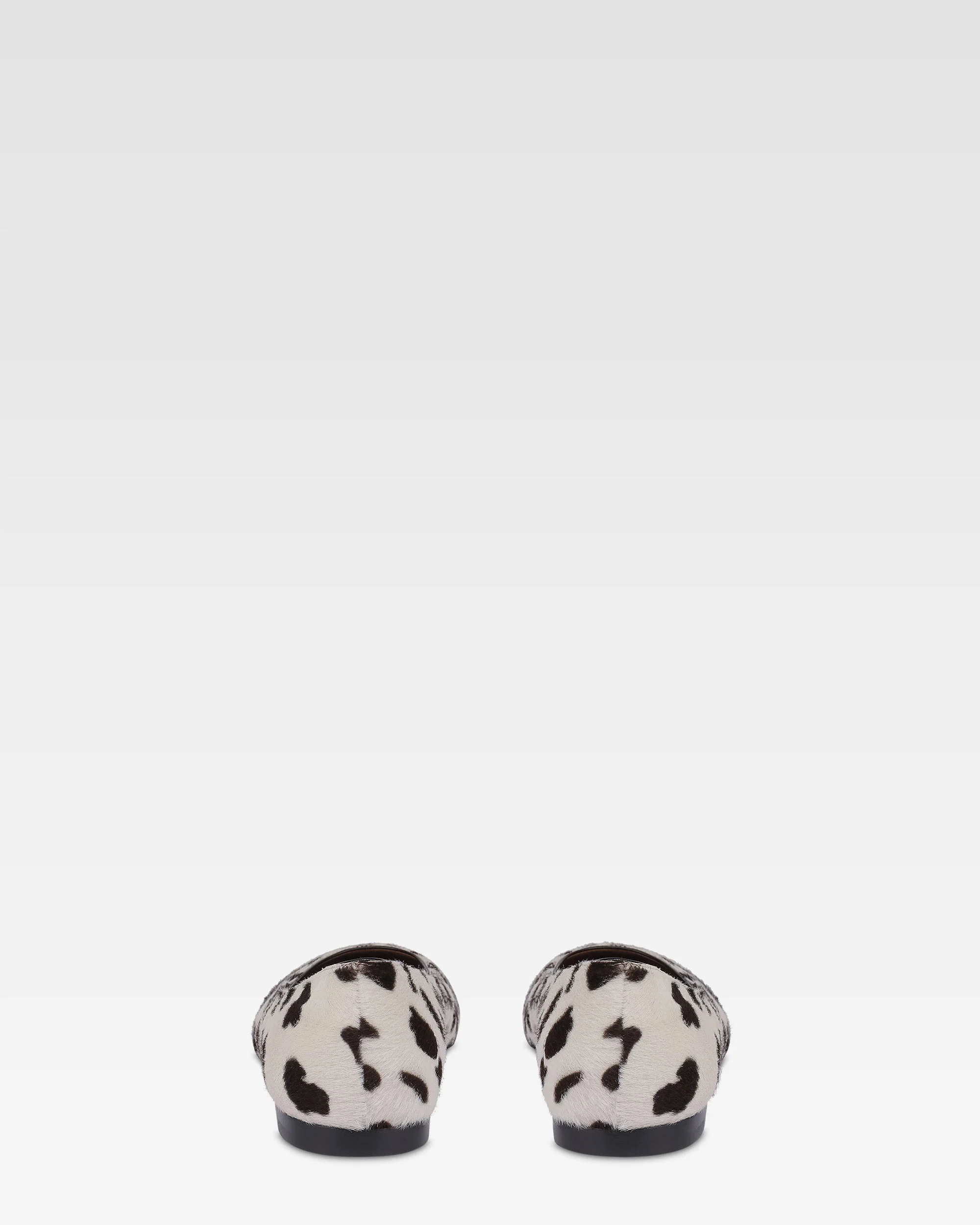 Ballet flats in white and dark brown printed cowhide 4 Ballet flats in white and dark brown printed cowhide