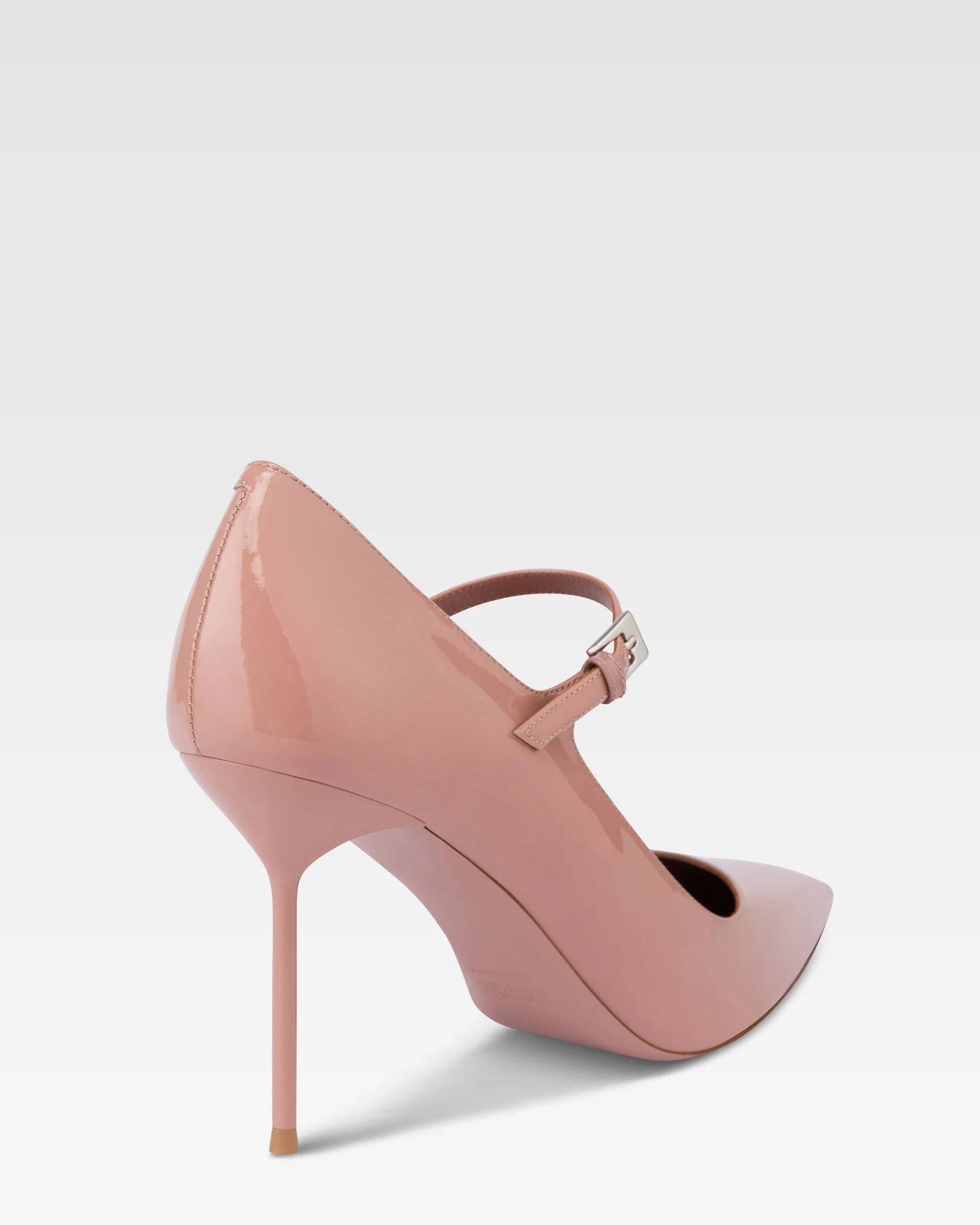 Pumps in dark phard patent leather 5 Pumps in dark phard patent leather