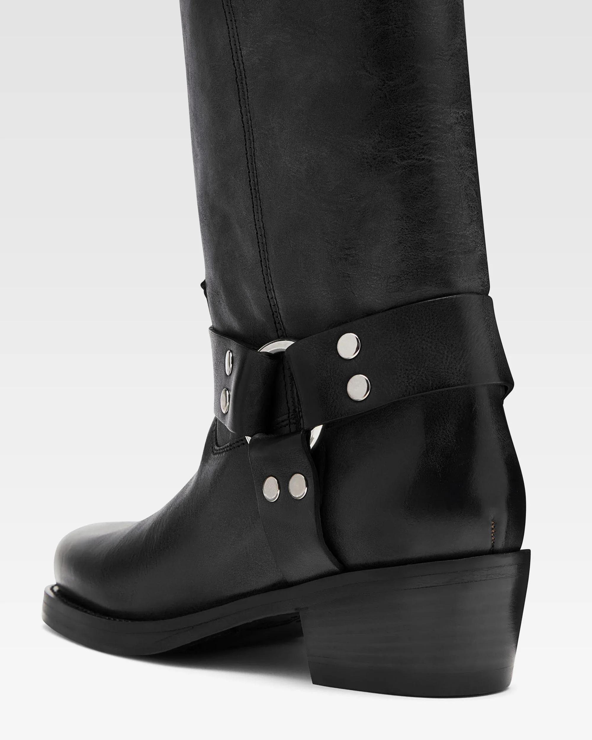 Black nappa leather boots with smoky nuances