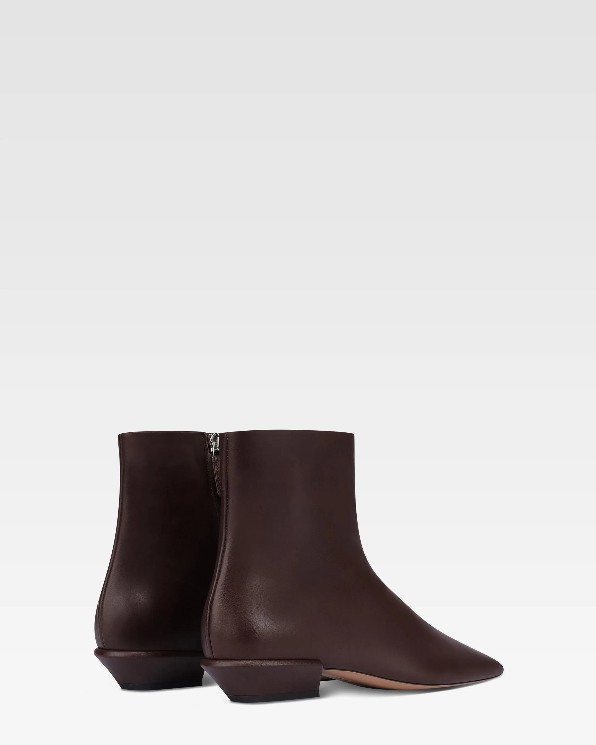 Ankle boots in mocha calf leather